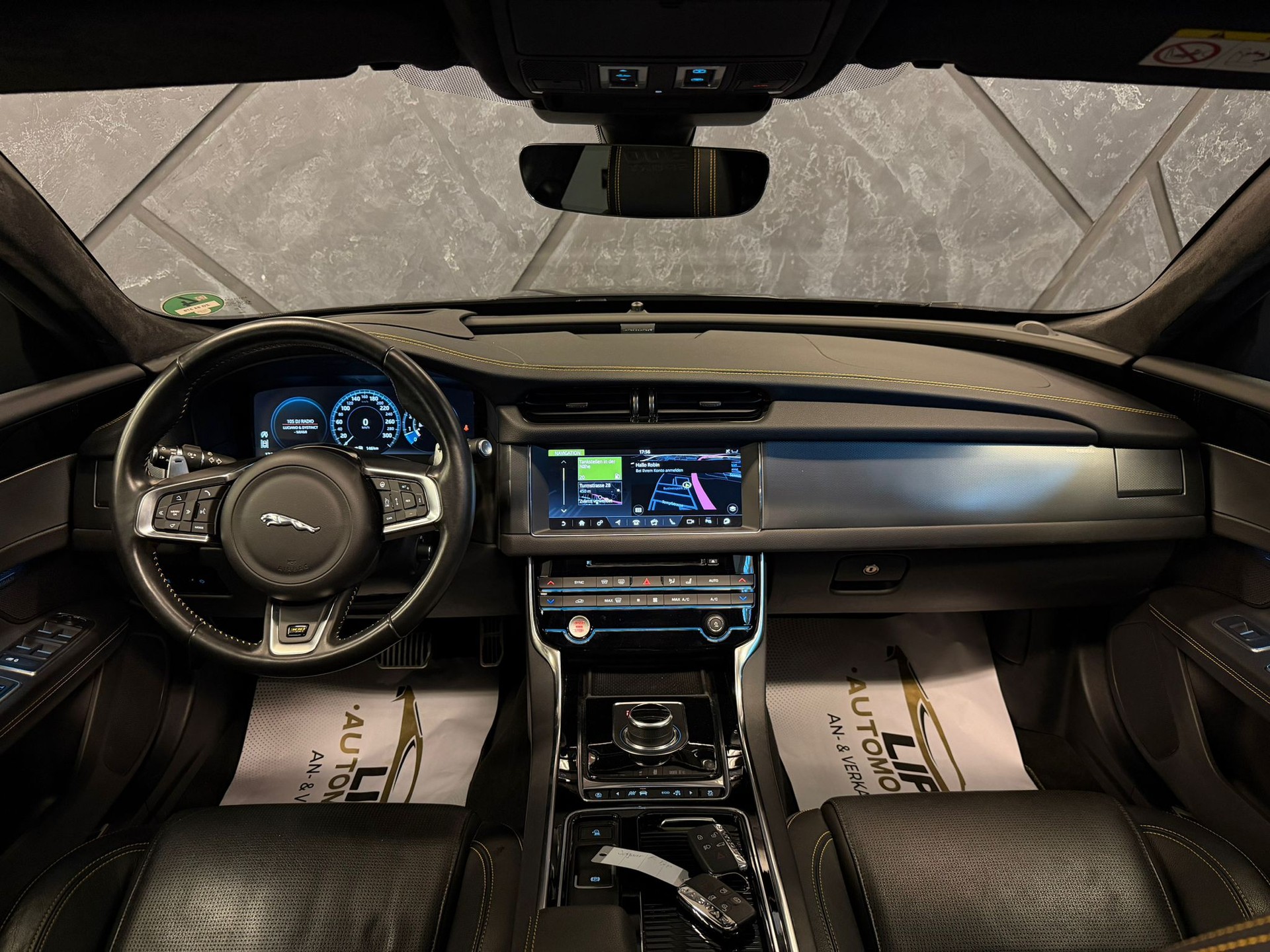 JAGUAR XF 30t 300 Sport AWD-image-8