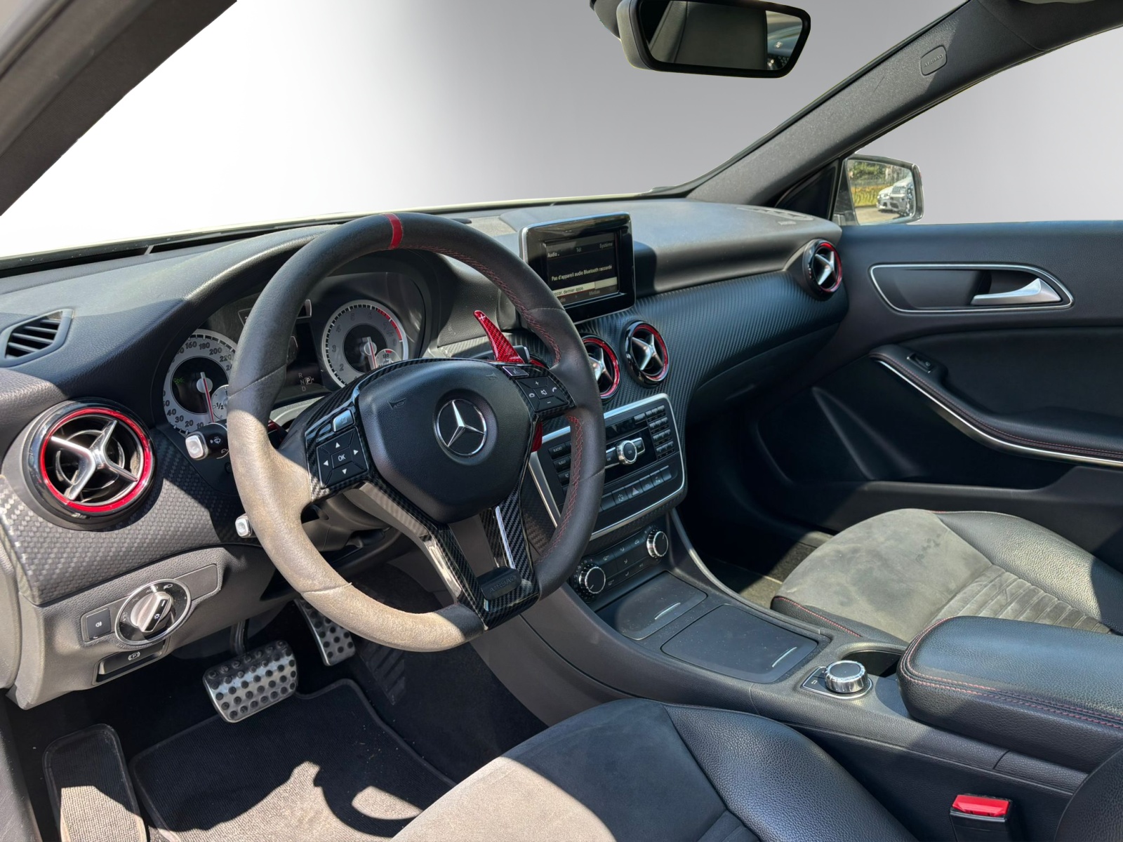 MERCEDES-BENZ A 250 Sport-image-7