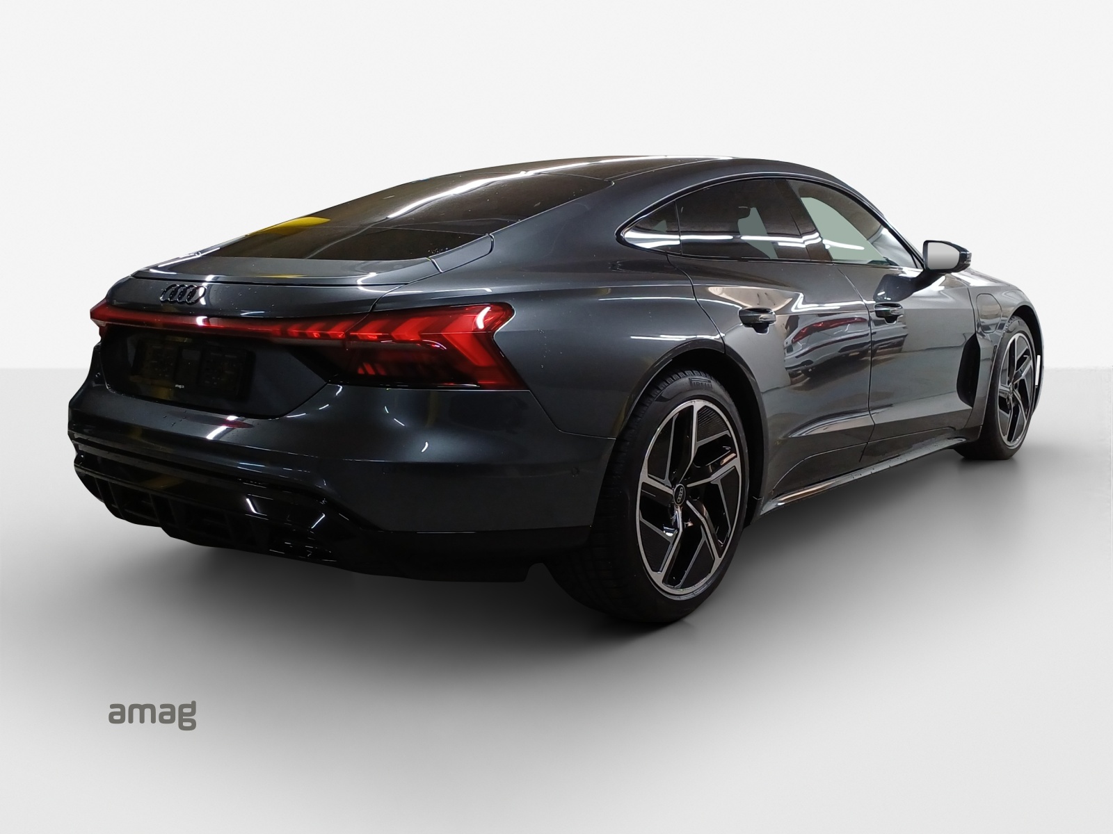 AUDI e-tron GT quattro-image-5