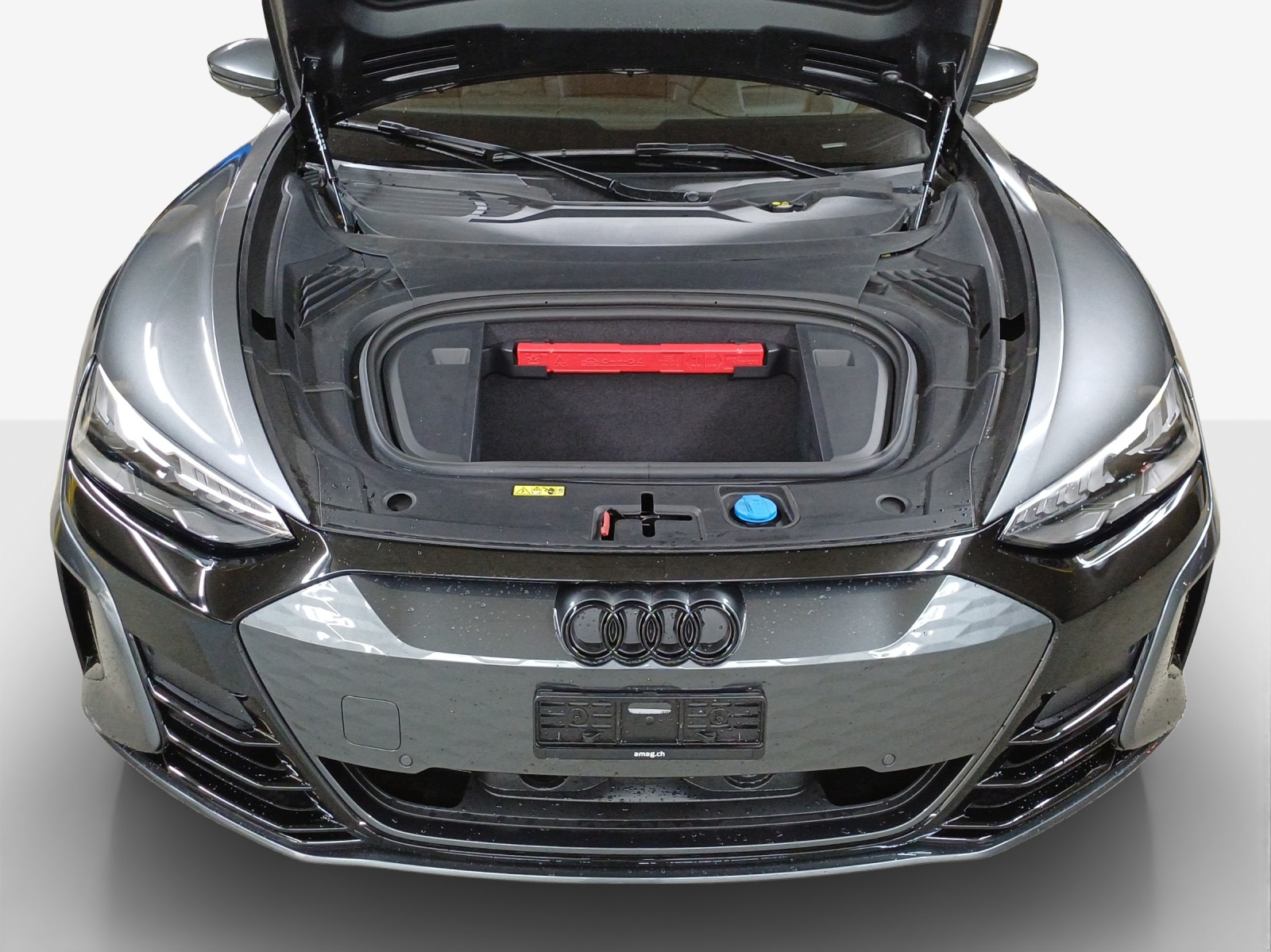 AUDI e-tron GT quattro-image-15