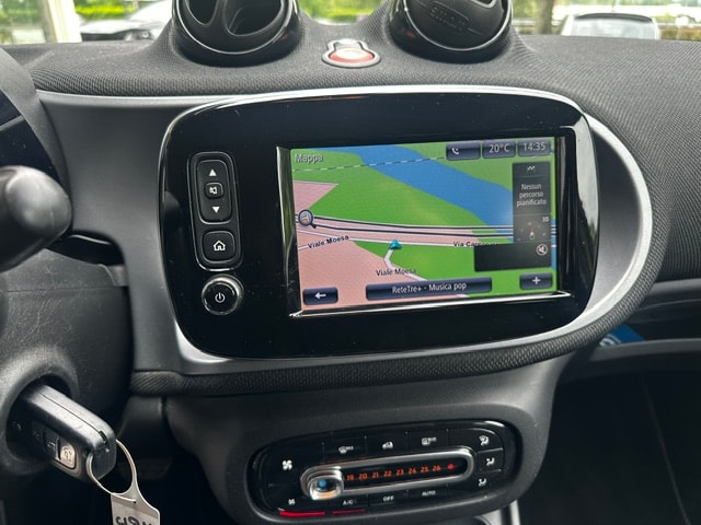SMART forfour passion twinmatic-image-9