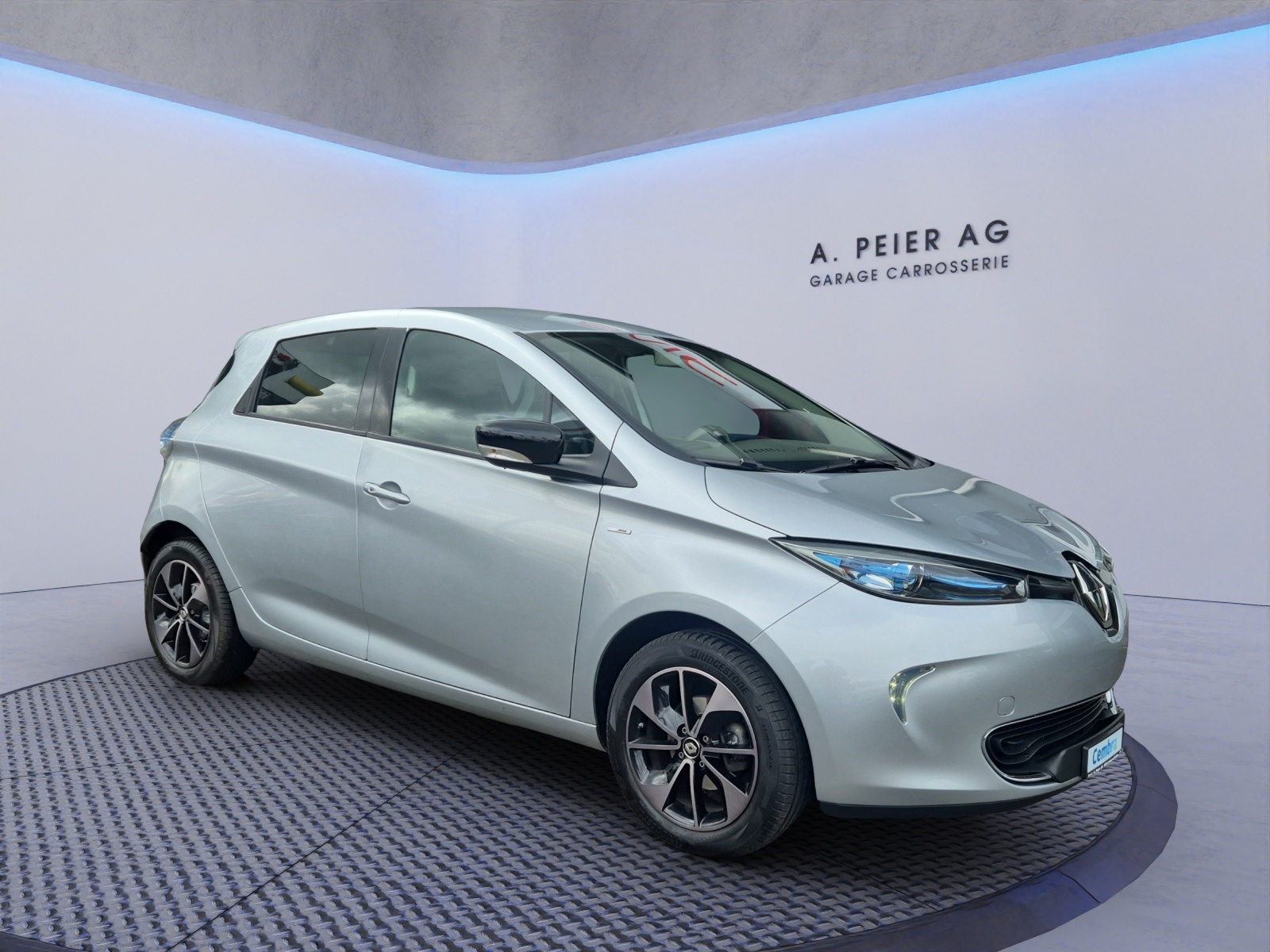RENAULT Zoe Iconic R110 (incl. Batterie)-showroom-element-1