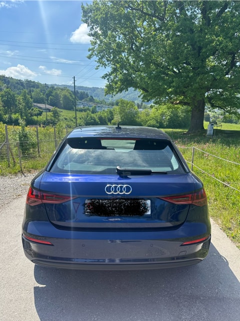 AUDI A3 1.5 35 TFSI Attraction S-Tronic-image-2