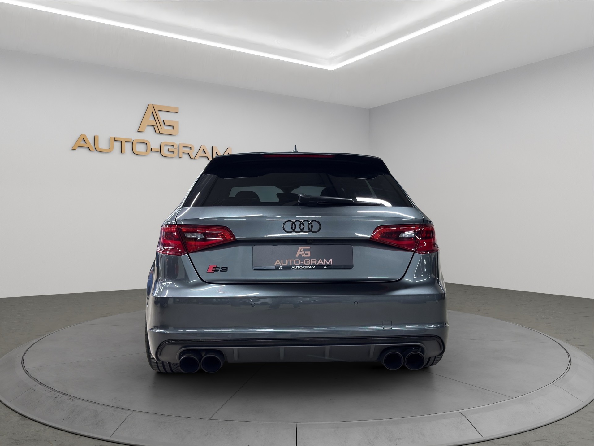AUDI S3 Sportback 2.0 TFSI quattro S-tronic-image-7