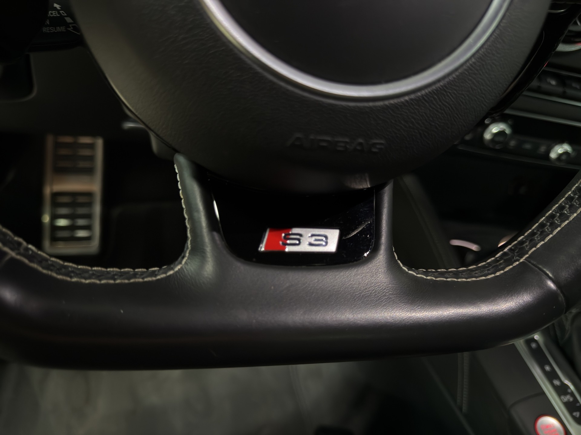 AUDI S3 Sportback 2.0 TFSI quattro S-tronic-image-21