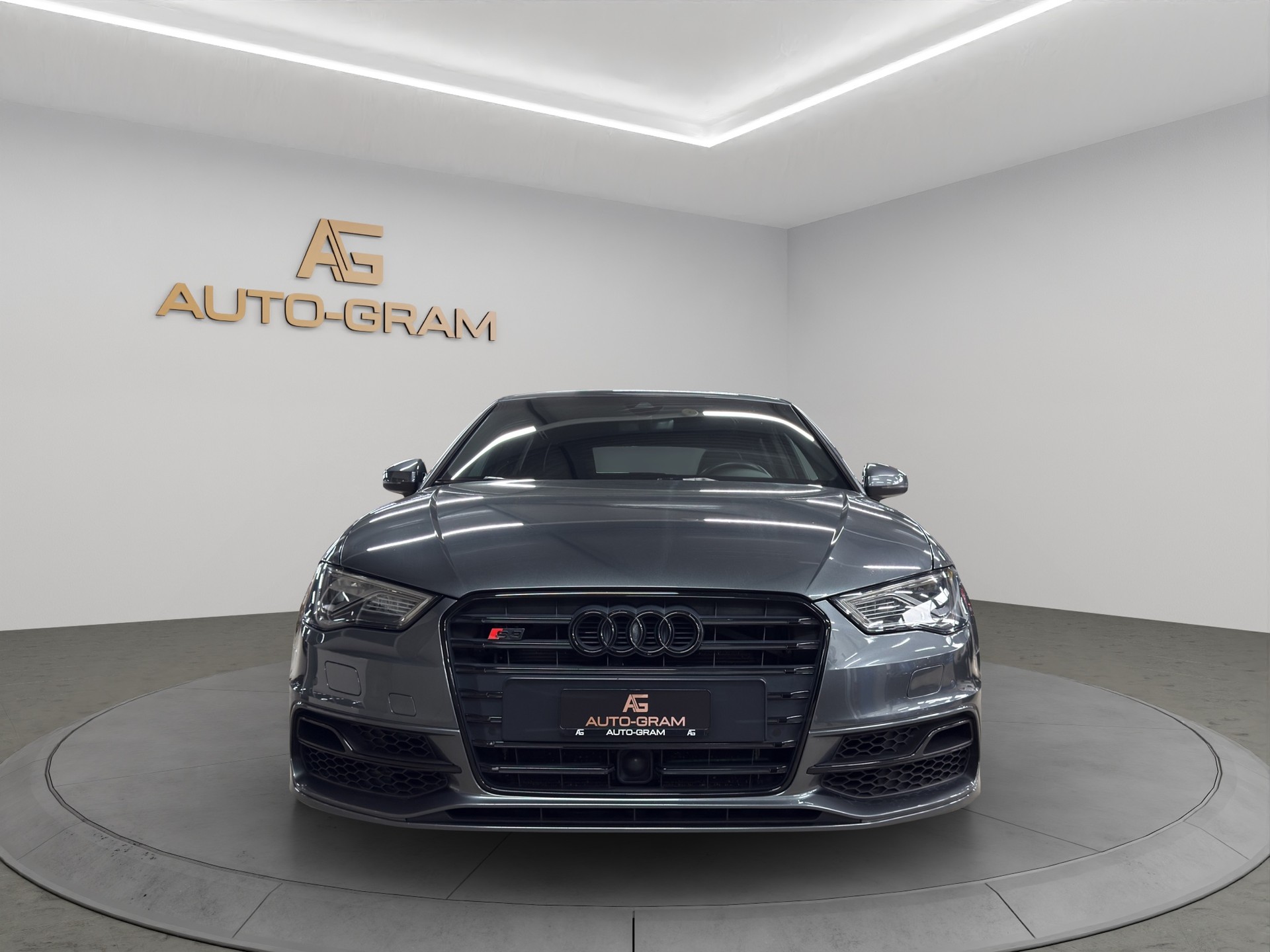 AUDI S3 Sportback 2.0 TFSI quattro S-tronic-image-1