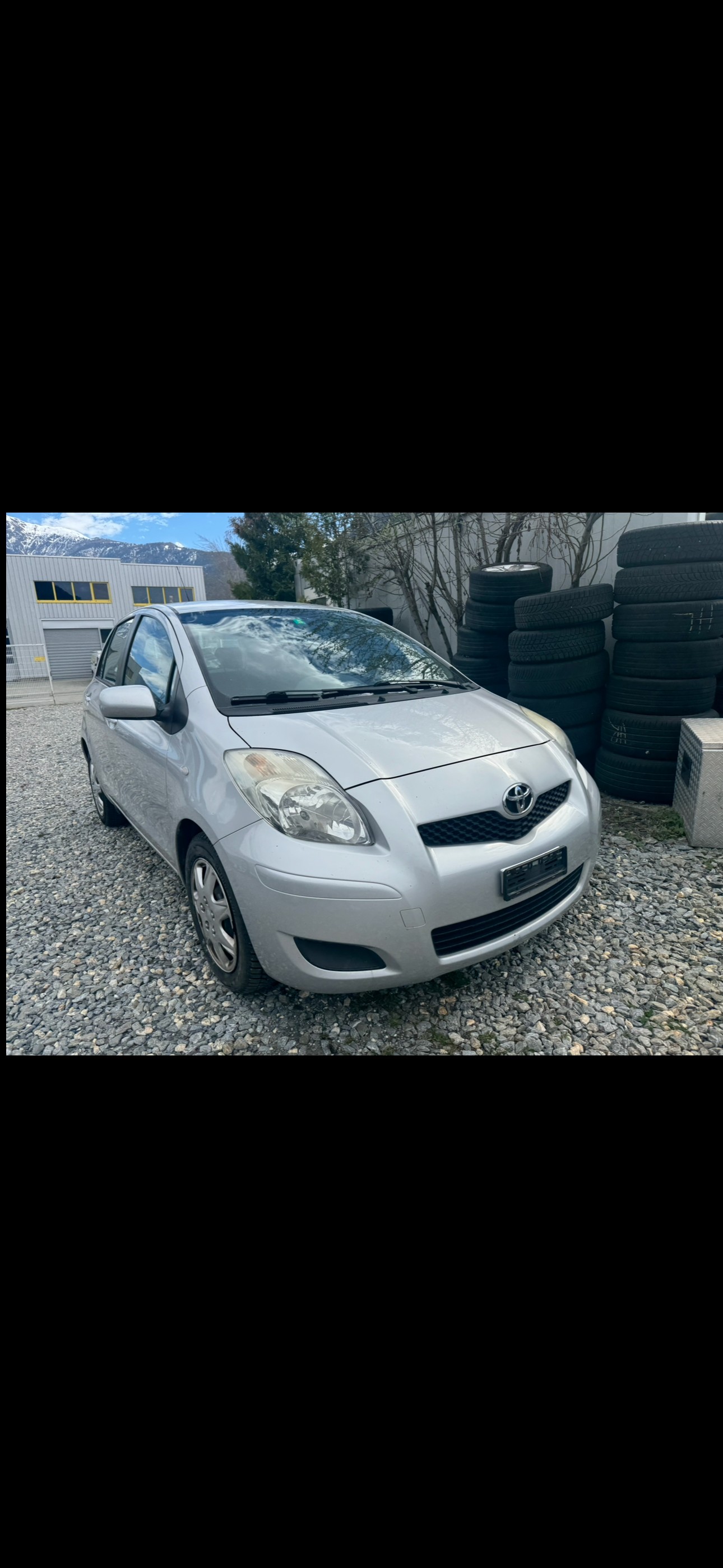 TOYOTA Yaris 1.33 Linea Sol Premium-image-2