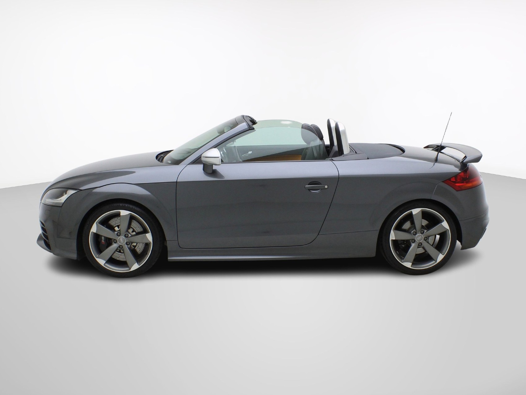 AUDI TT RS Roadster 2.5 TFSI quattro S-Tronic-showroom-element-3