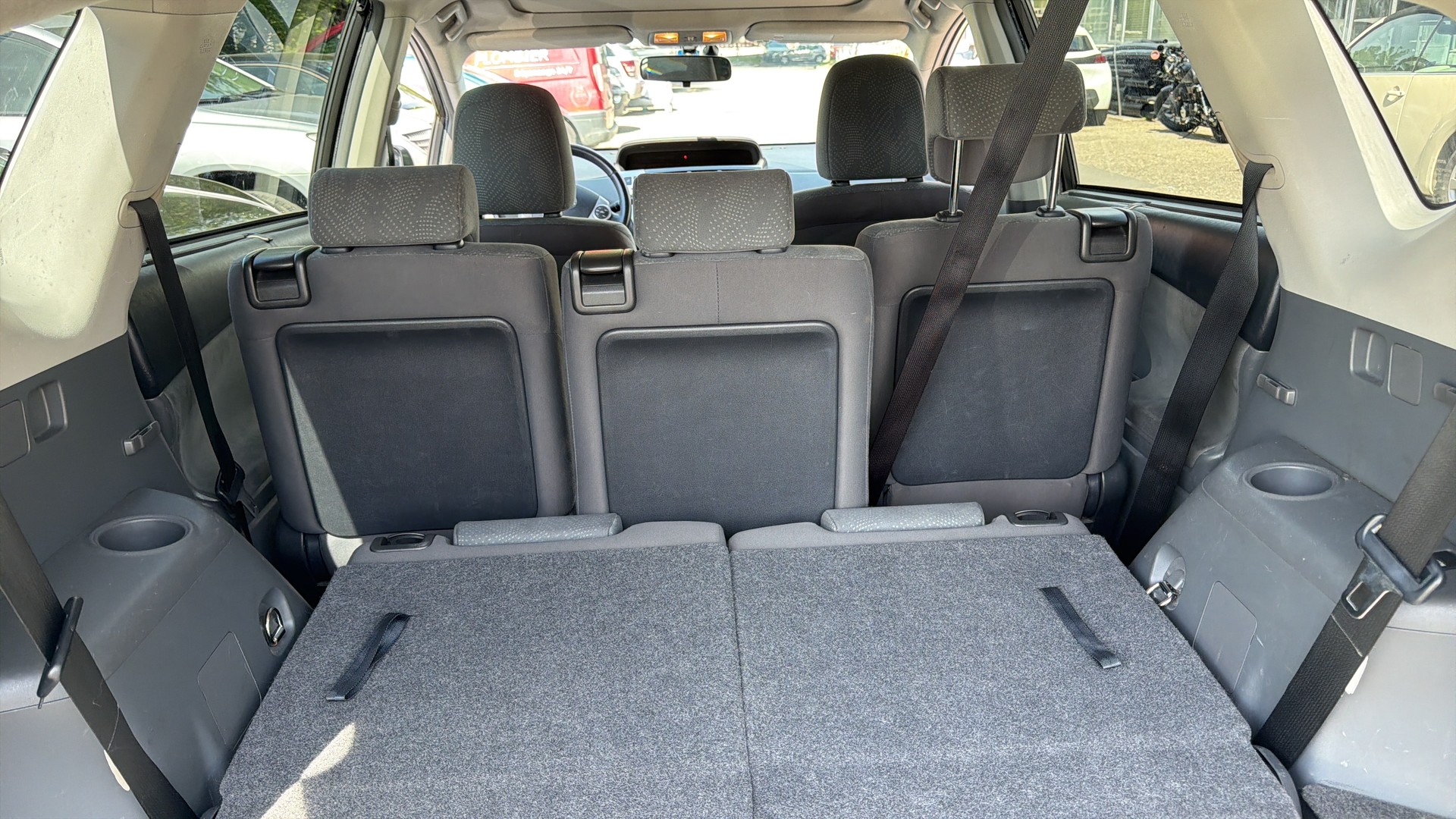 TOYOTA Prius+ 1.8 VVT-i HSD Luna-image-5