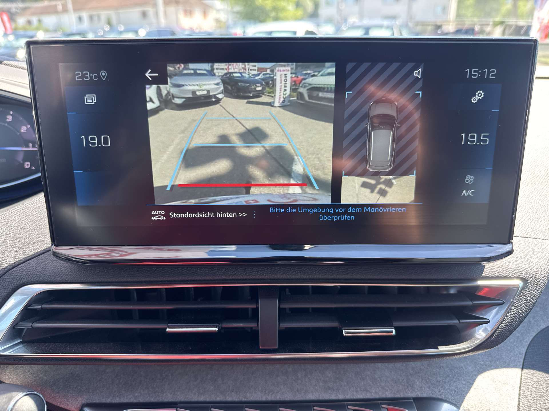 PEUGEOT 3008 1.2 PureTech GT EAT-Automat-image-9