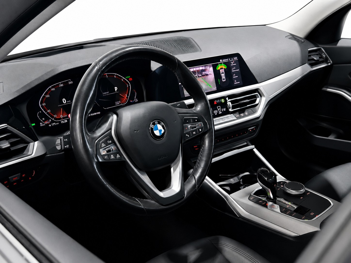 BMW 320d xDrive CH FAHRZEUG-image-12