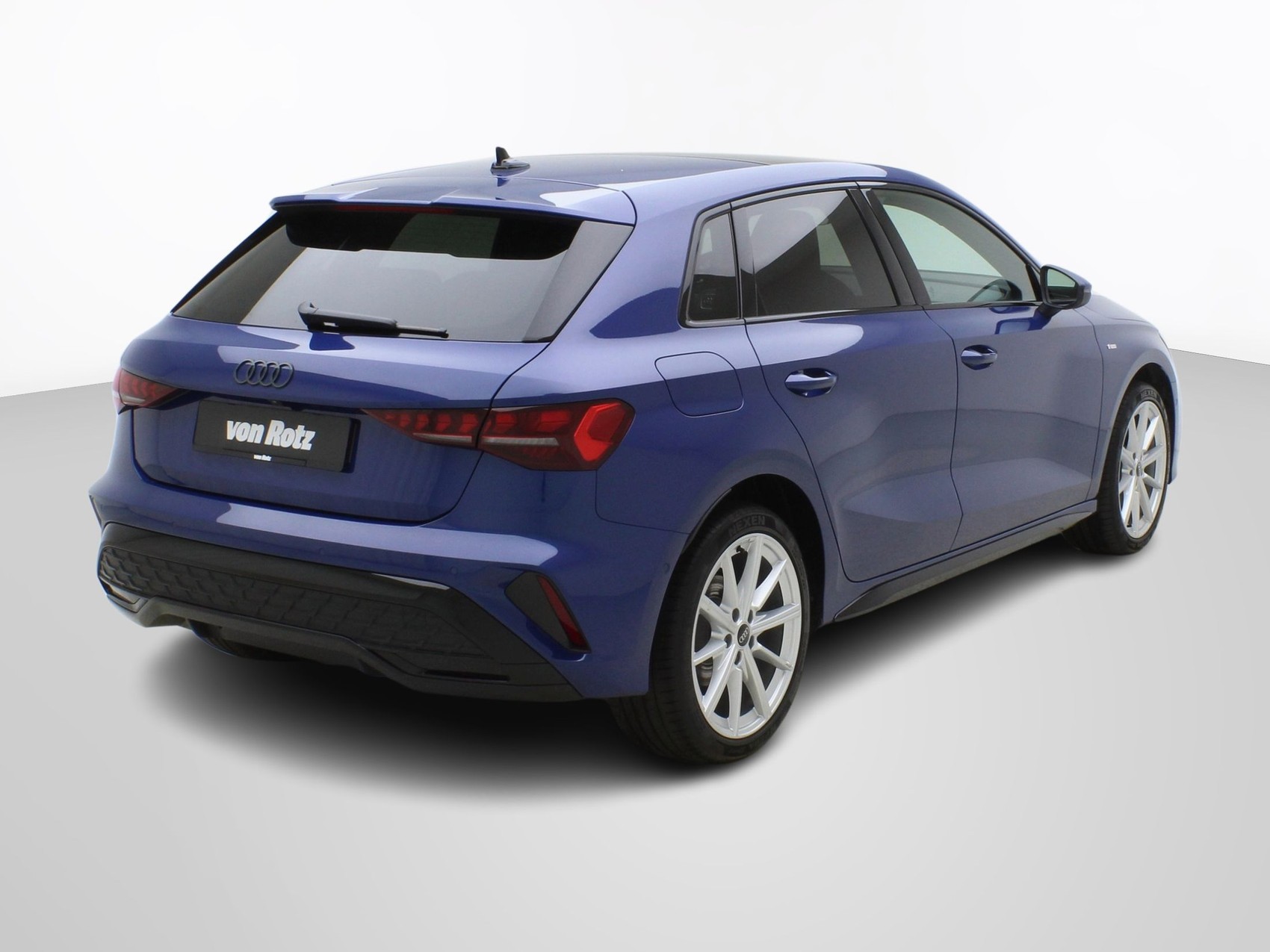 AUDI A3 Sportback 40 TFSI e S line S-Tronic **Audi Werksgarantie bis 08/2030**-image-4