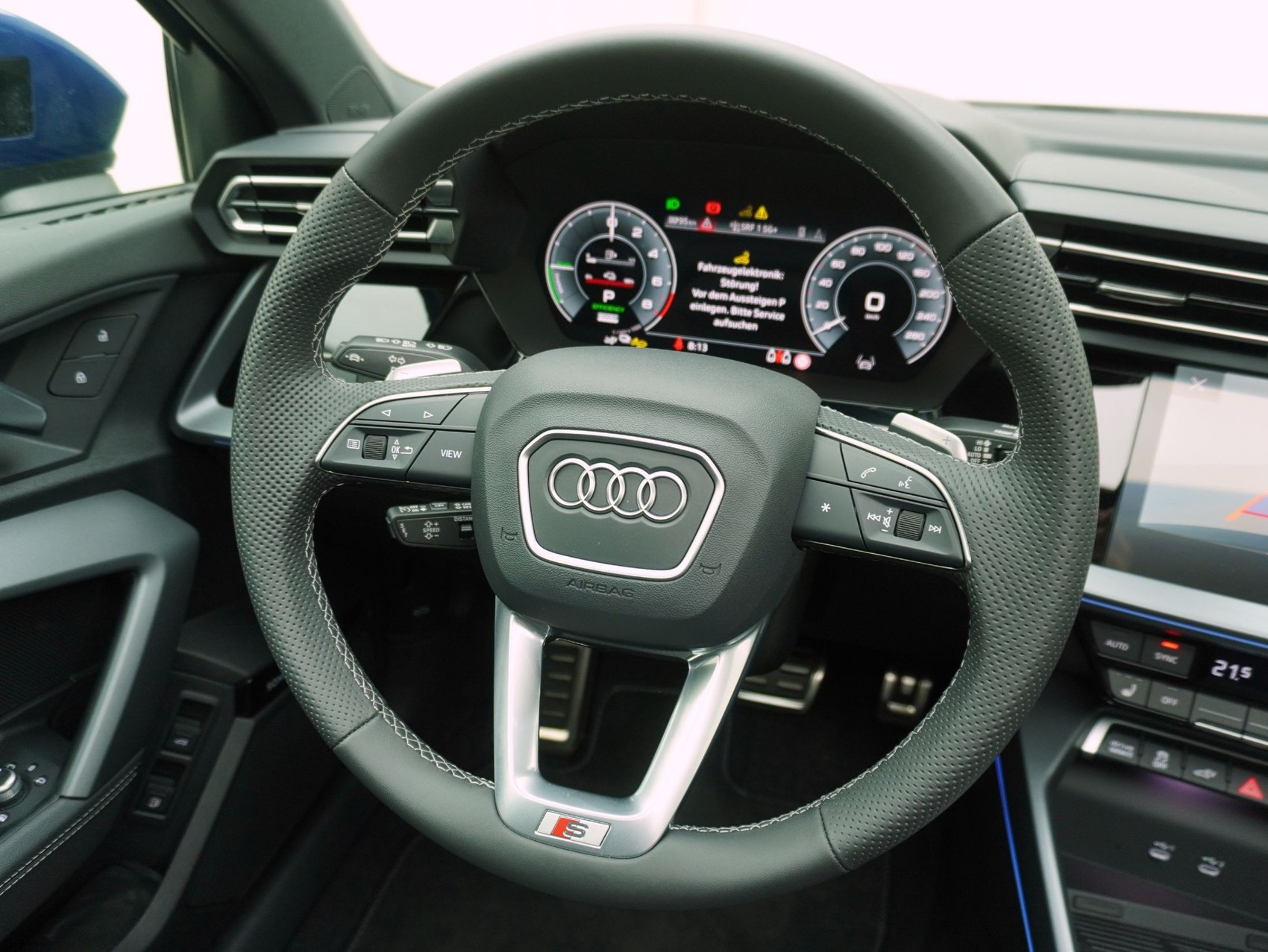 AUDI A3 Sportback 40 TFSI e S line S-Tronic **Audi Werksgarantie bis 08/2030**-image-11