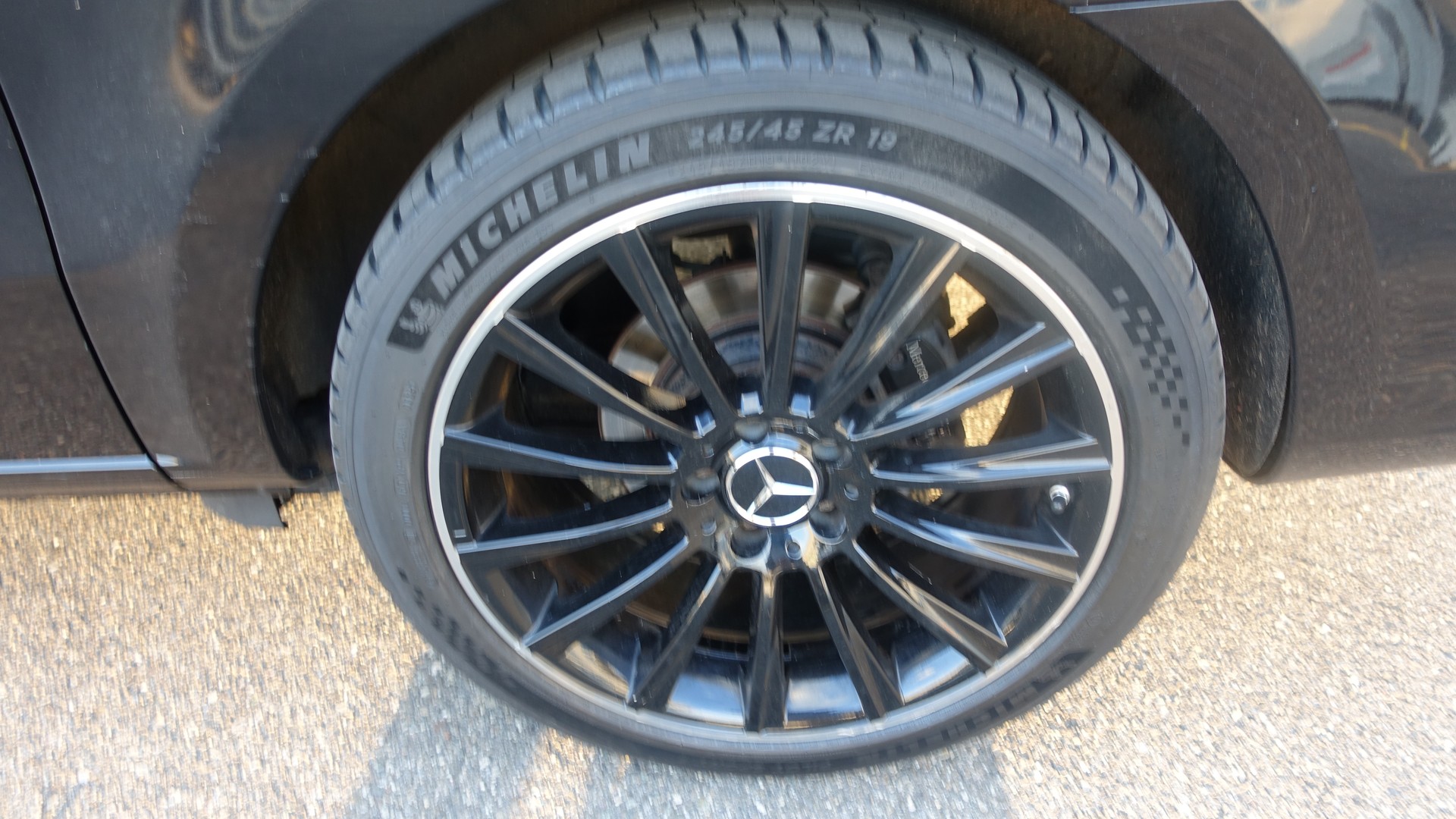 MERCEDES-BENZ V 250 d Swiss Edition lang 4Matic 7G-Tronic-image-12