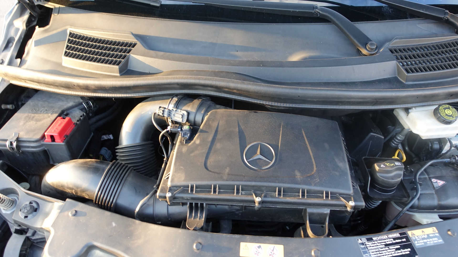 MERCEDES-BENZ V 250 d Swiss Edition lang 4Matic 7G-Tronic-image-14