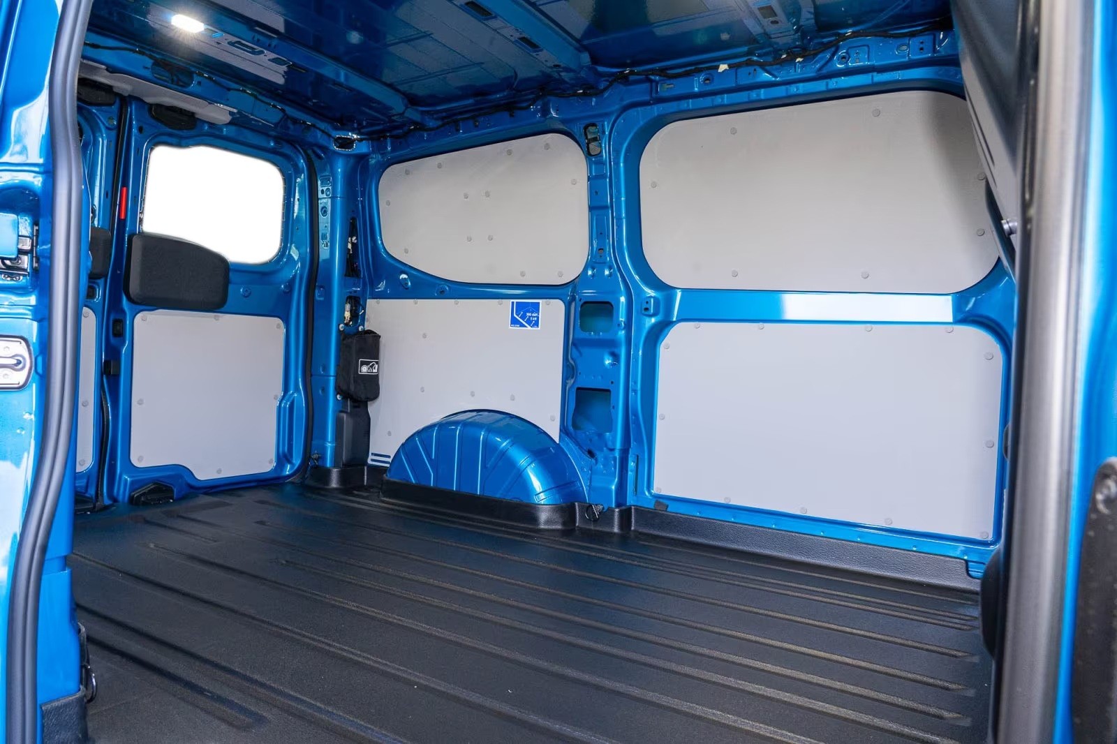 FORD Transit Custom Van 320 L1H1 Sport Automat 4x4-showroom-element-2