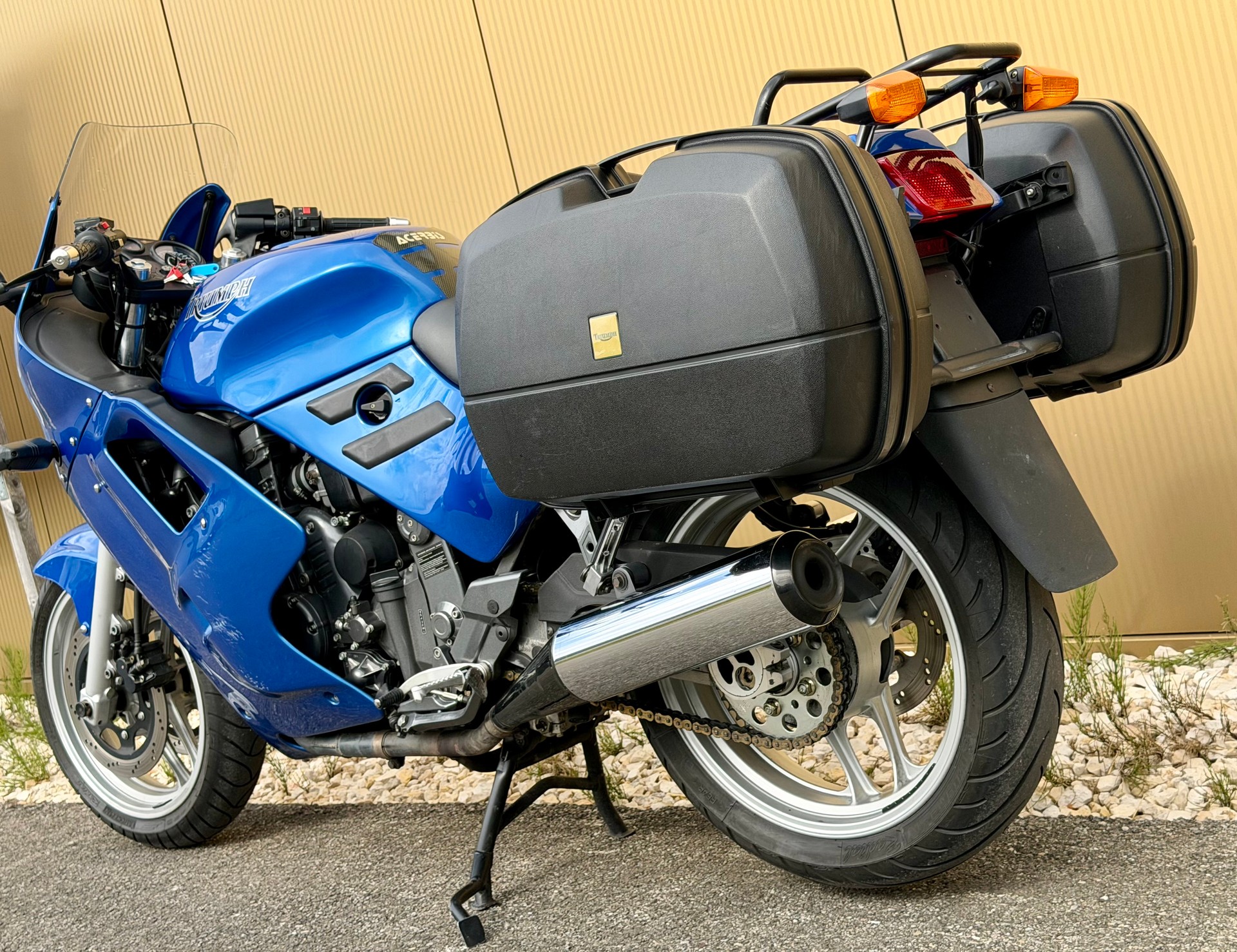 TRIUMPH Trophy 900-image-11