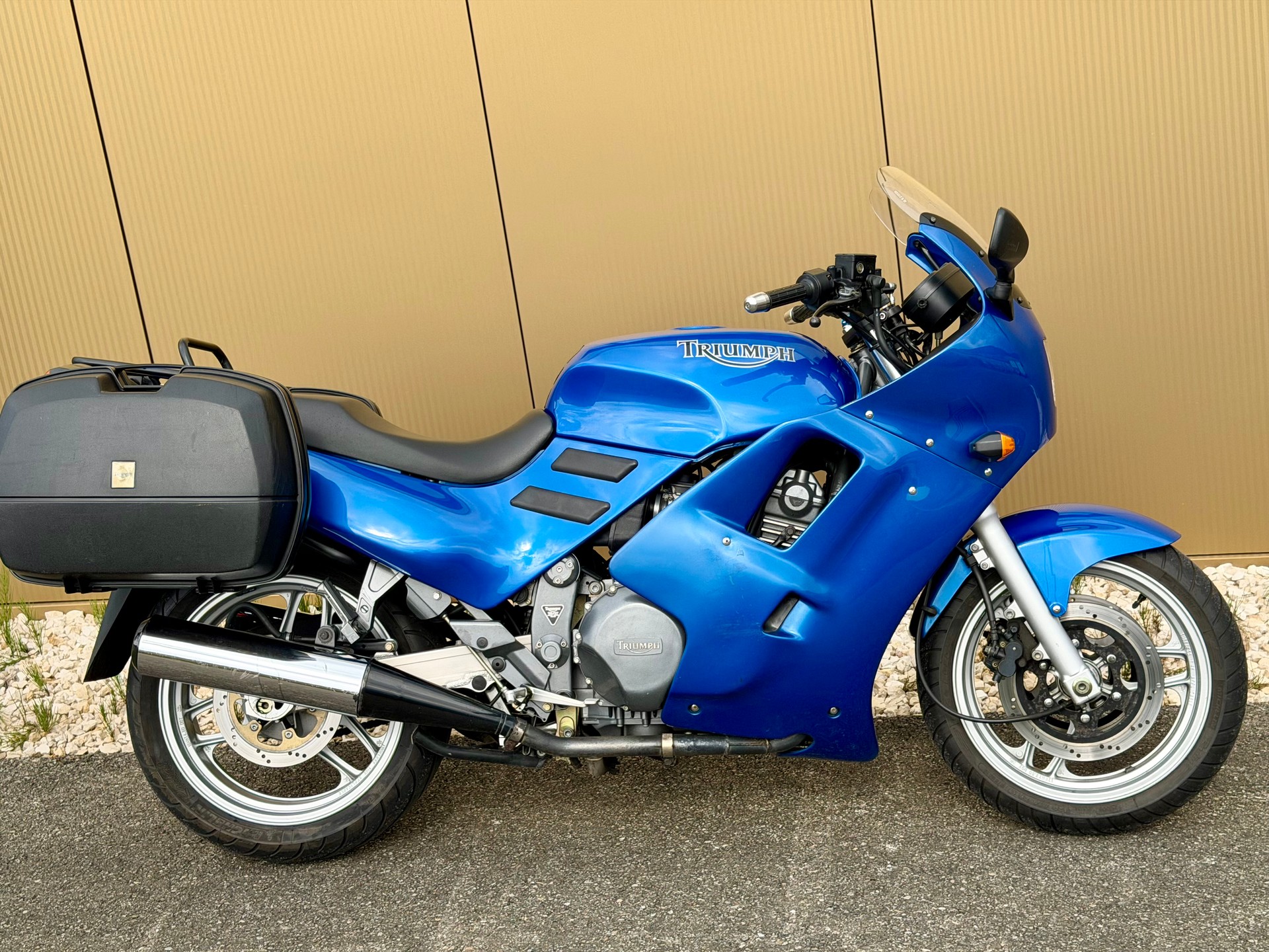 TRIUMPH Trophy 900-showroom-element-3