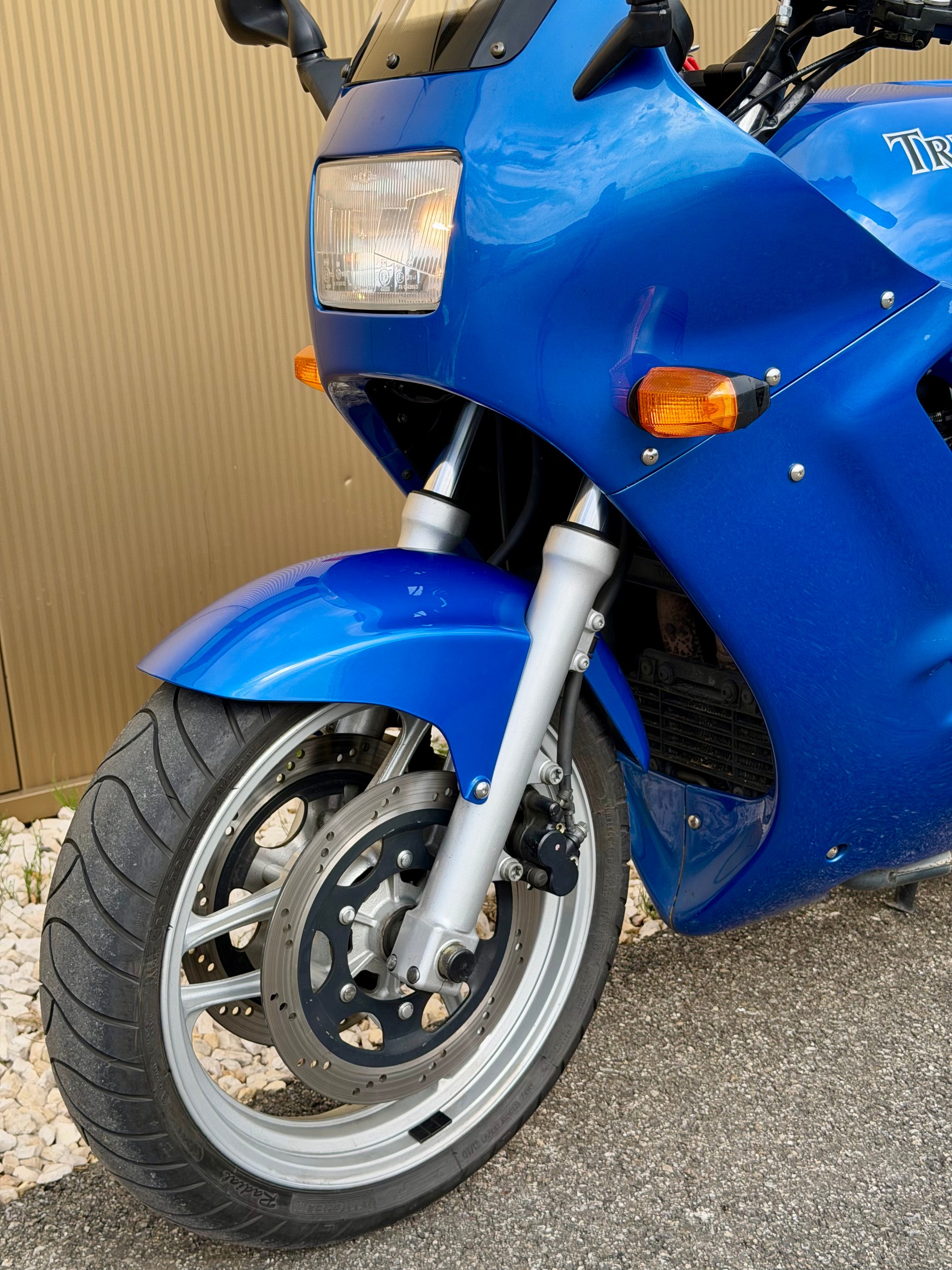 TRIUMPH Trophy 900-image-8