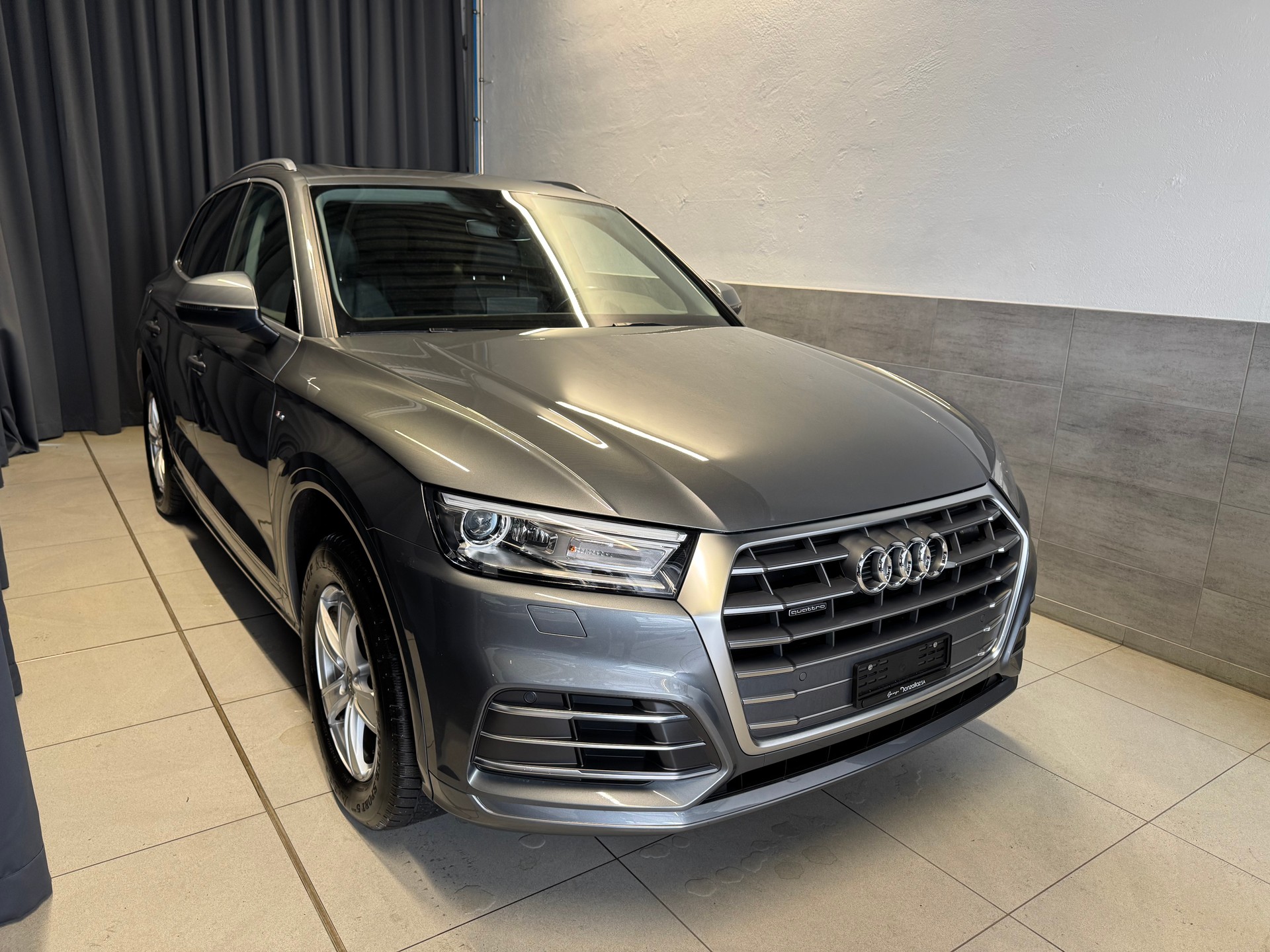 AUDI Q5 2.0 TFSI sport quattro S-tronic S-line (1)-image-0
