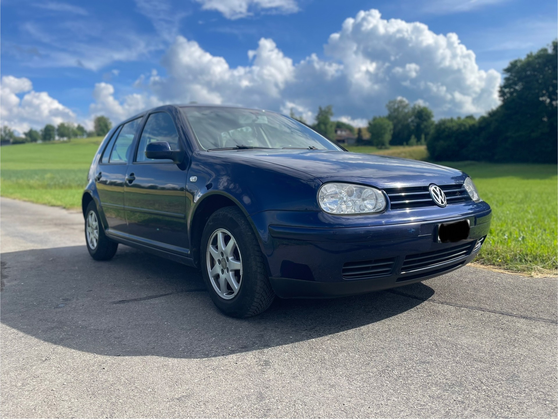 VW 1.6 Pacific-image-0