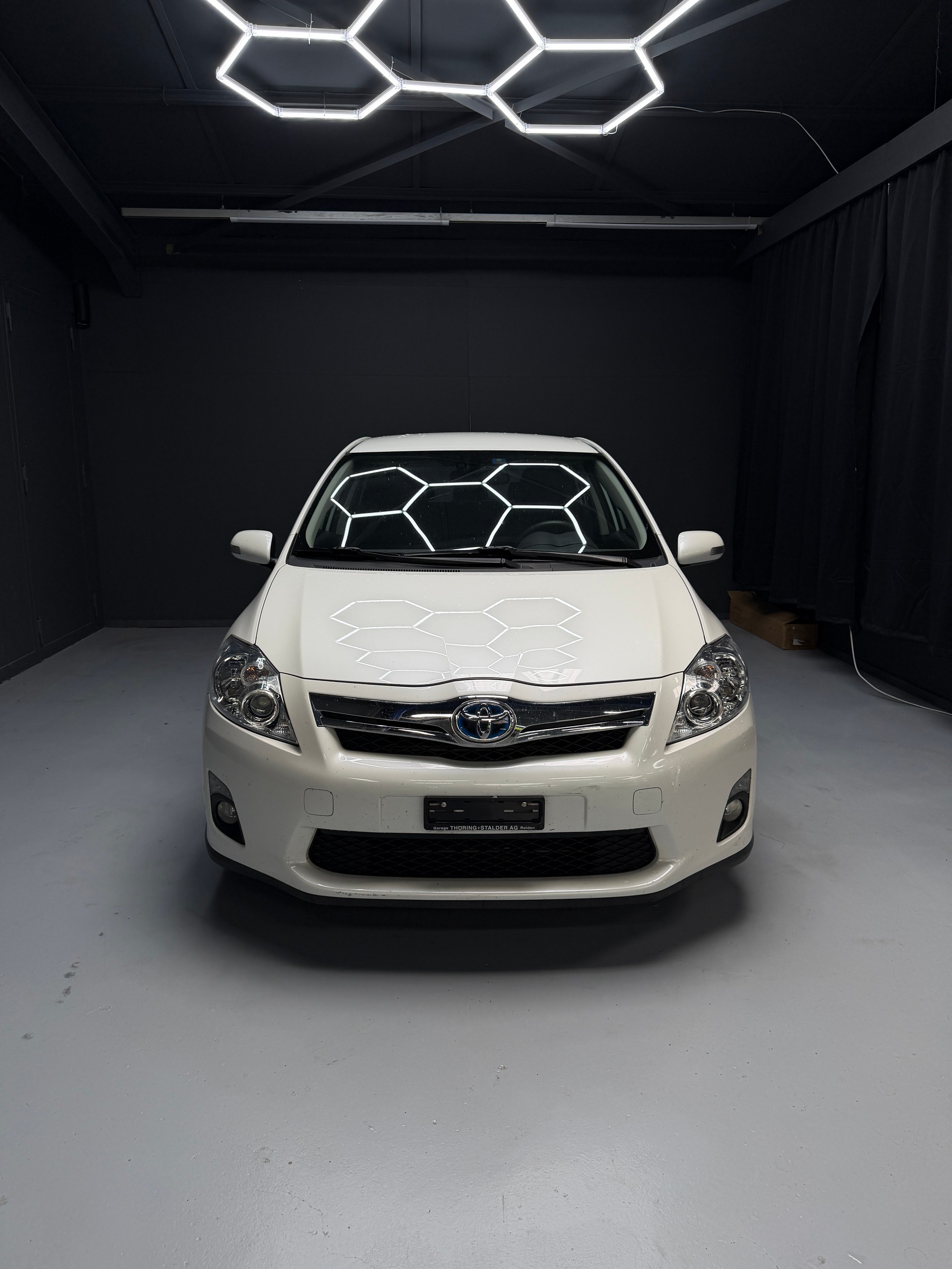 TOYOTA Auris 1.8 16V HSD Linea Sol Premium-image-2