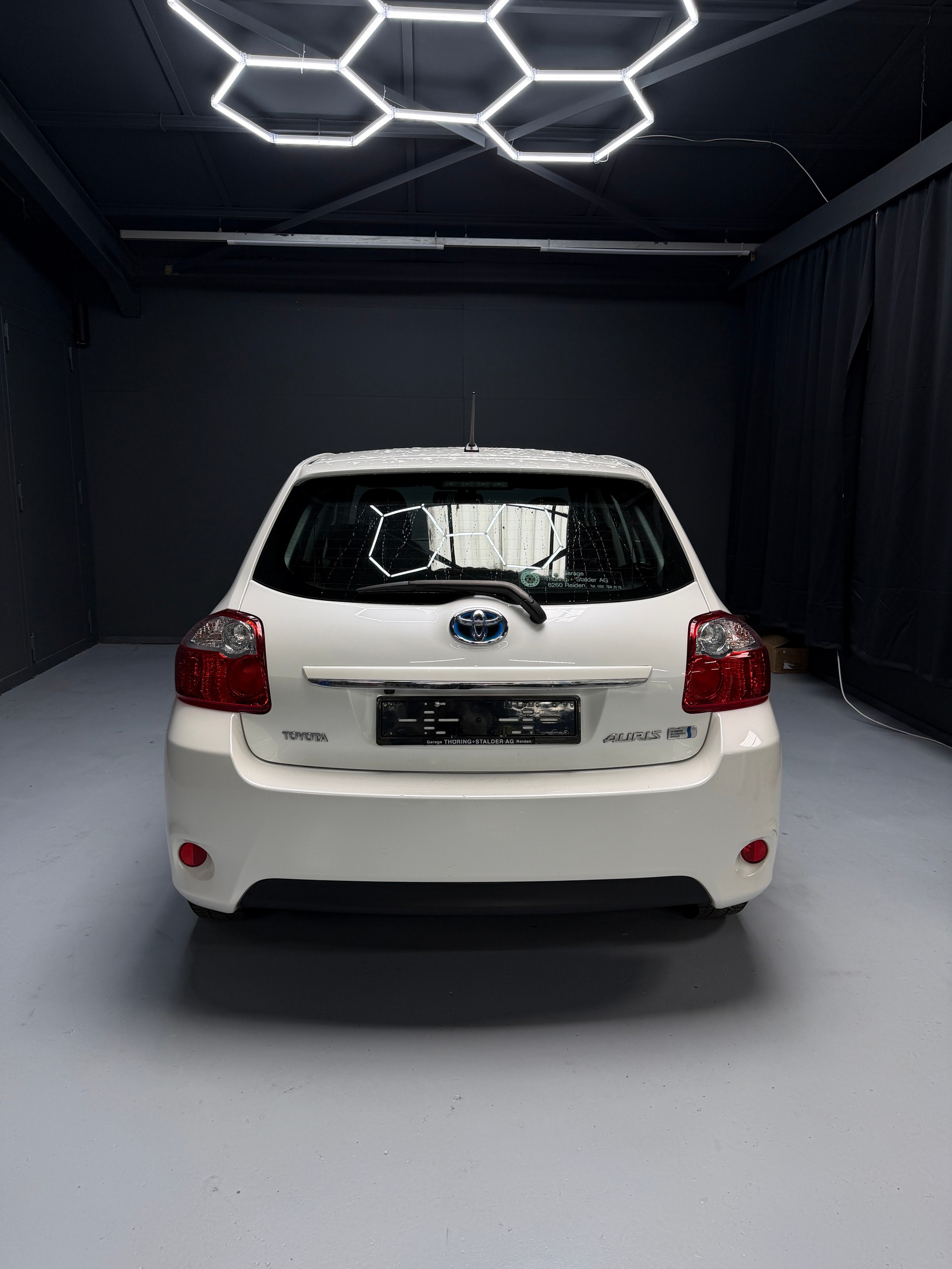 TOYOTA Auris 1.8 16V HSD Linea Sol Premium-image-7