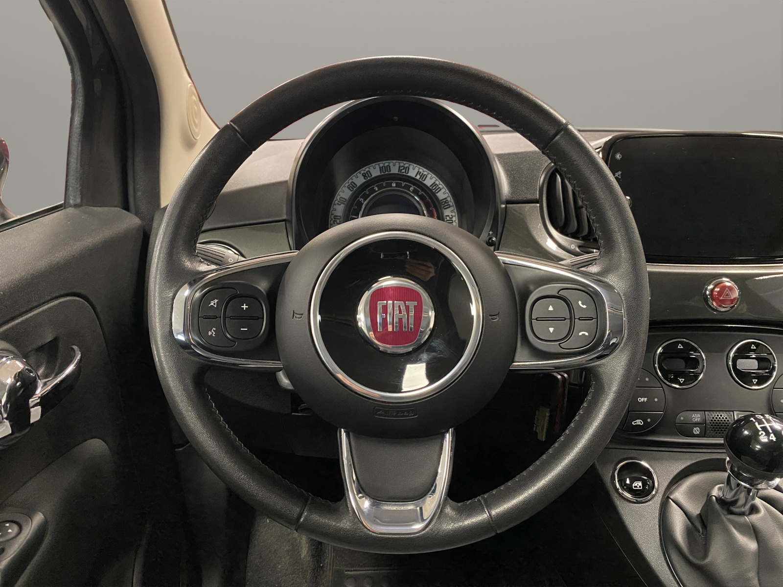 FIAT 500 1.2 Lounge-image-12