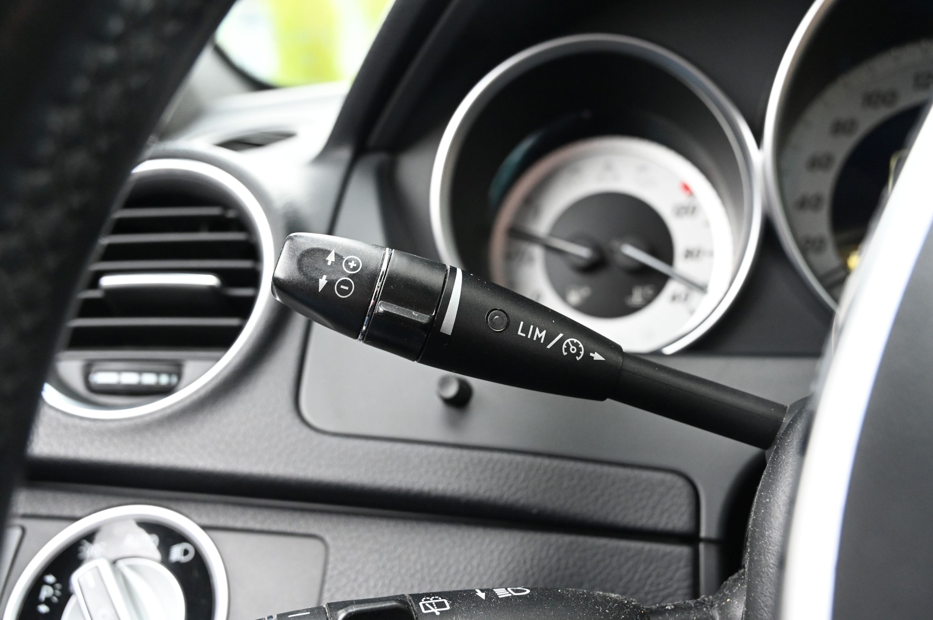 MERCEDES-BENZ C 350 Avantgarde 7G-Tronic-image-20