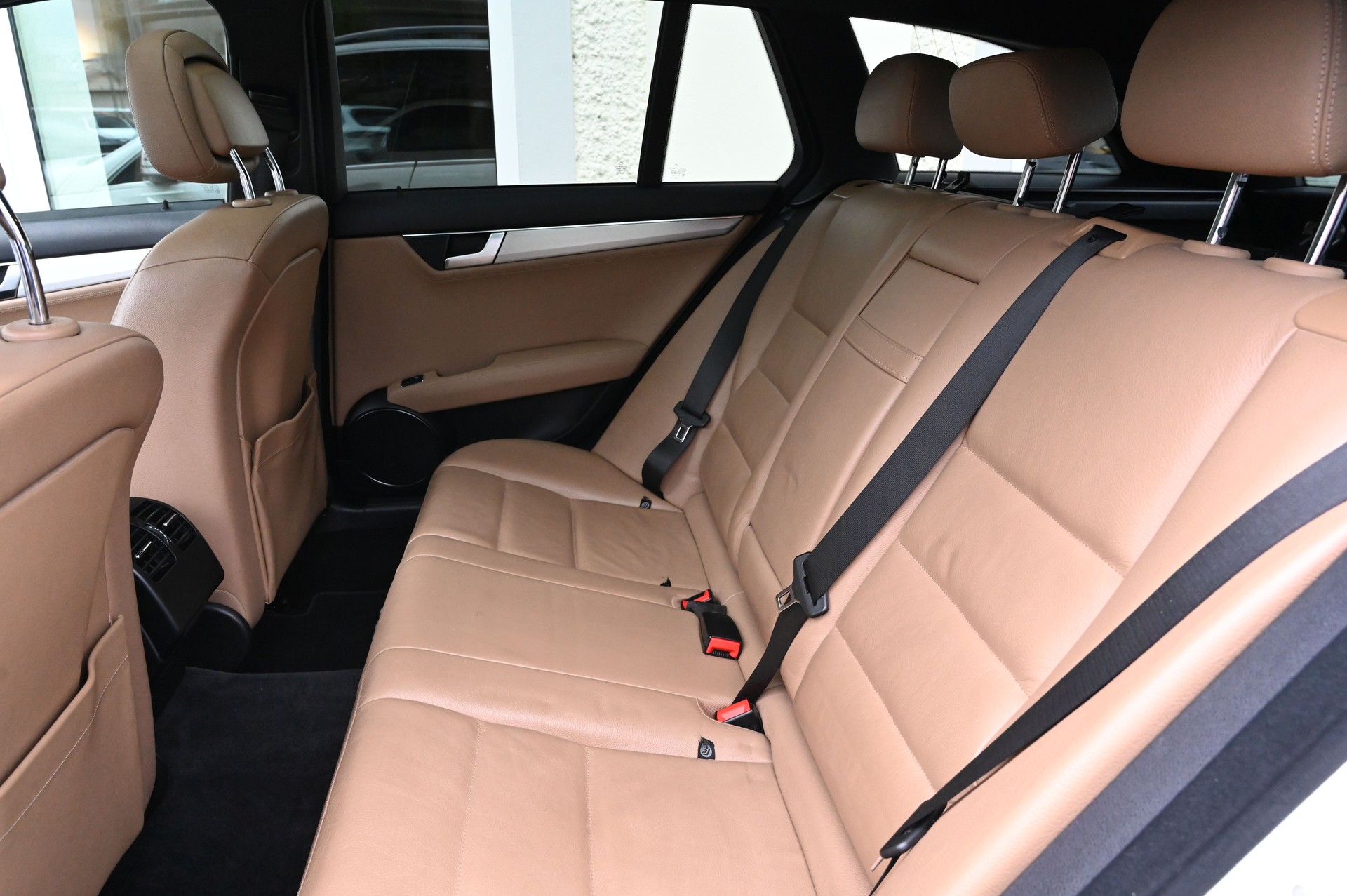 MERCEDES-BENZ C 350 Avantgarde 7G-Tronic-image-14