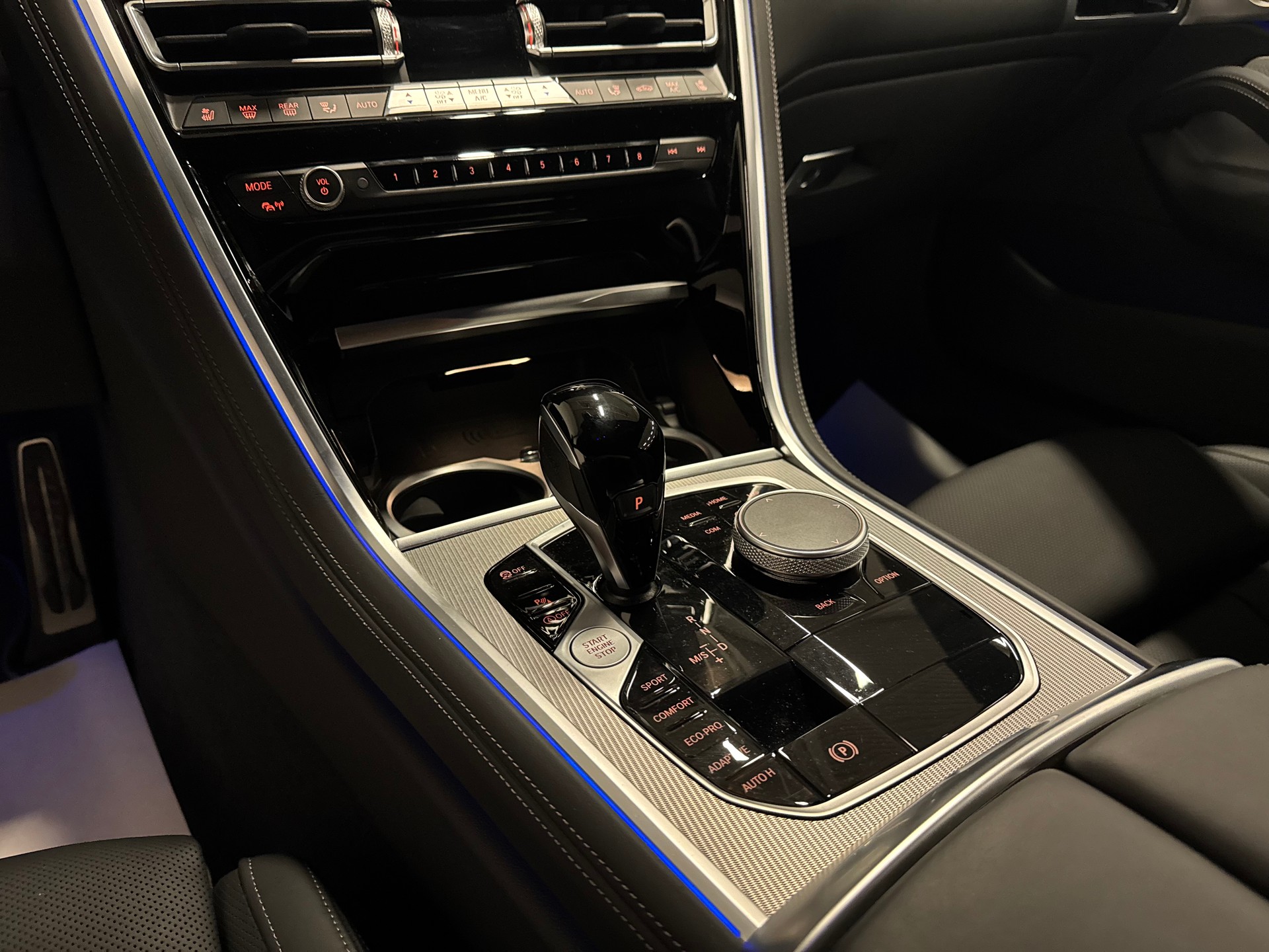 BMW M850i xDrive Steptronic-image-26