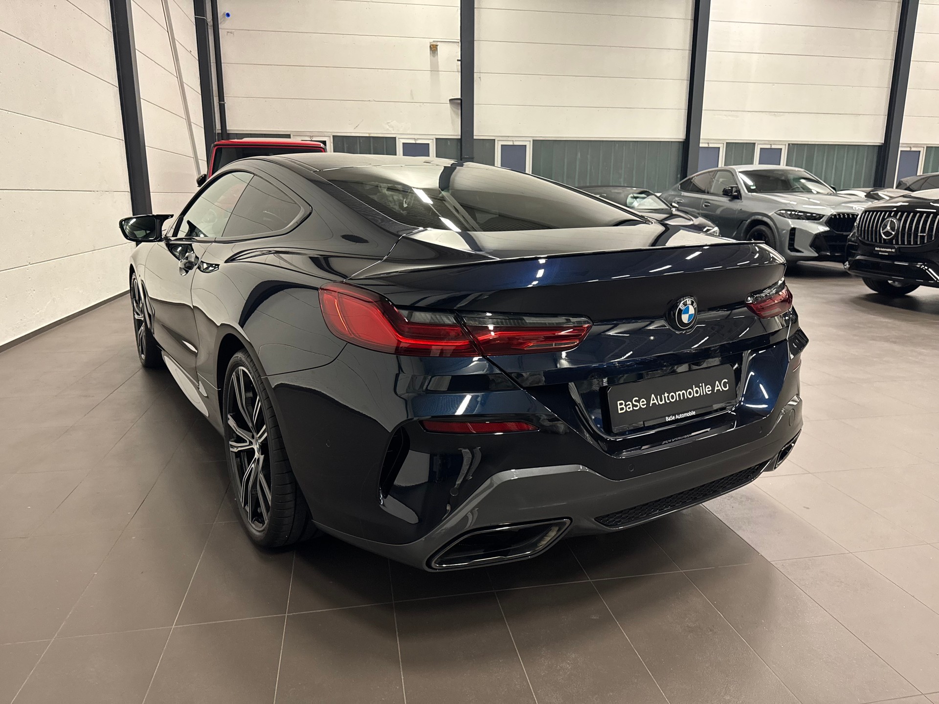 BMW M850i xDrive Steptronic-image-14