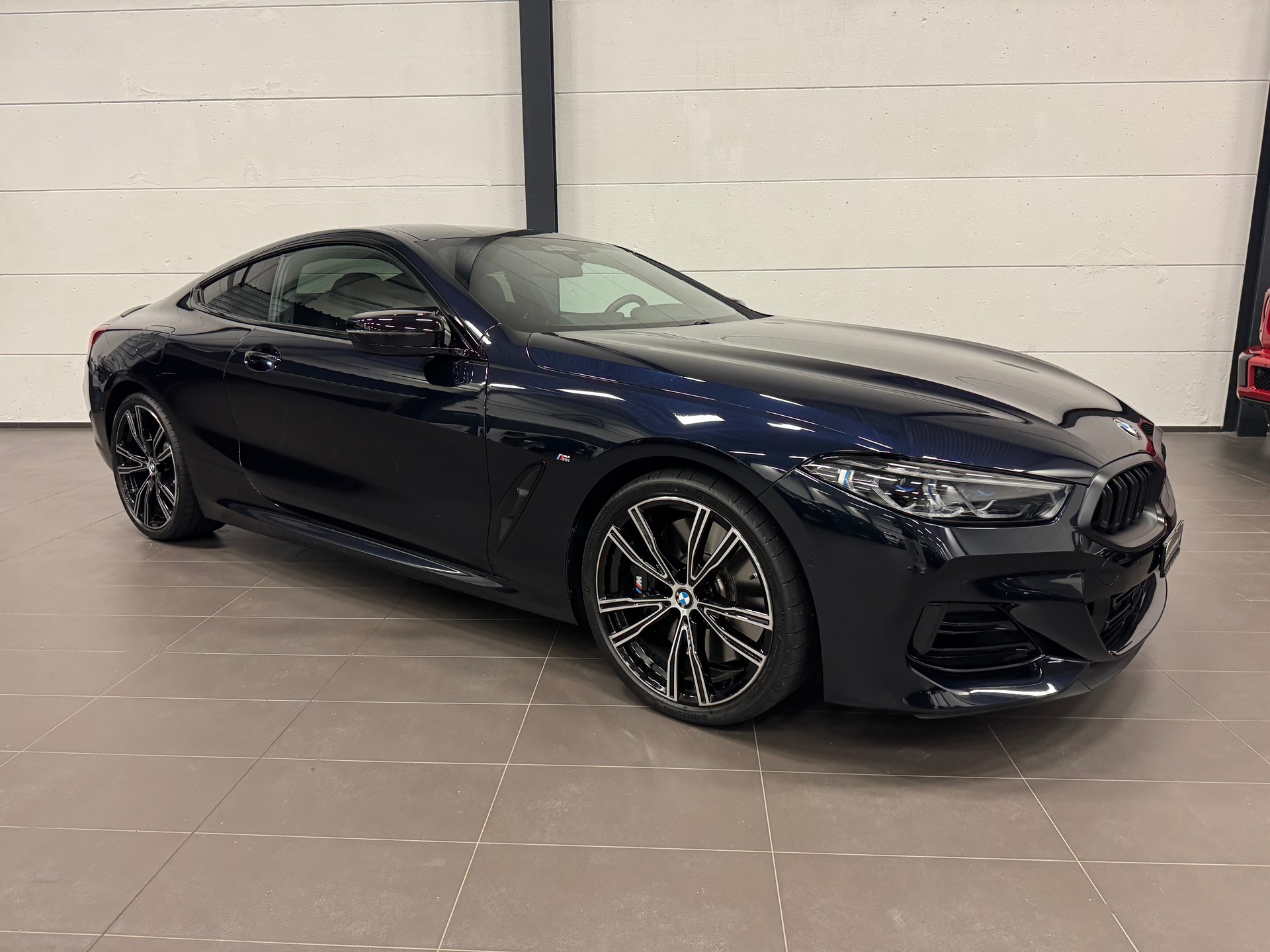 BMW M850i xDrive Steptronic-image-3