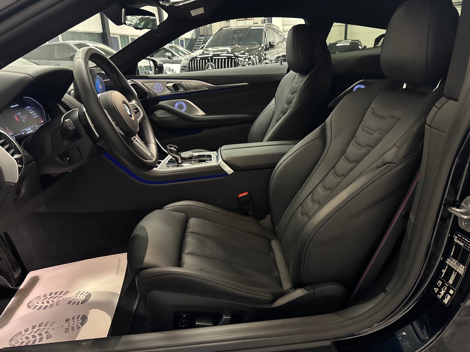 BMW M850i xDrive Steptronic-image-17