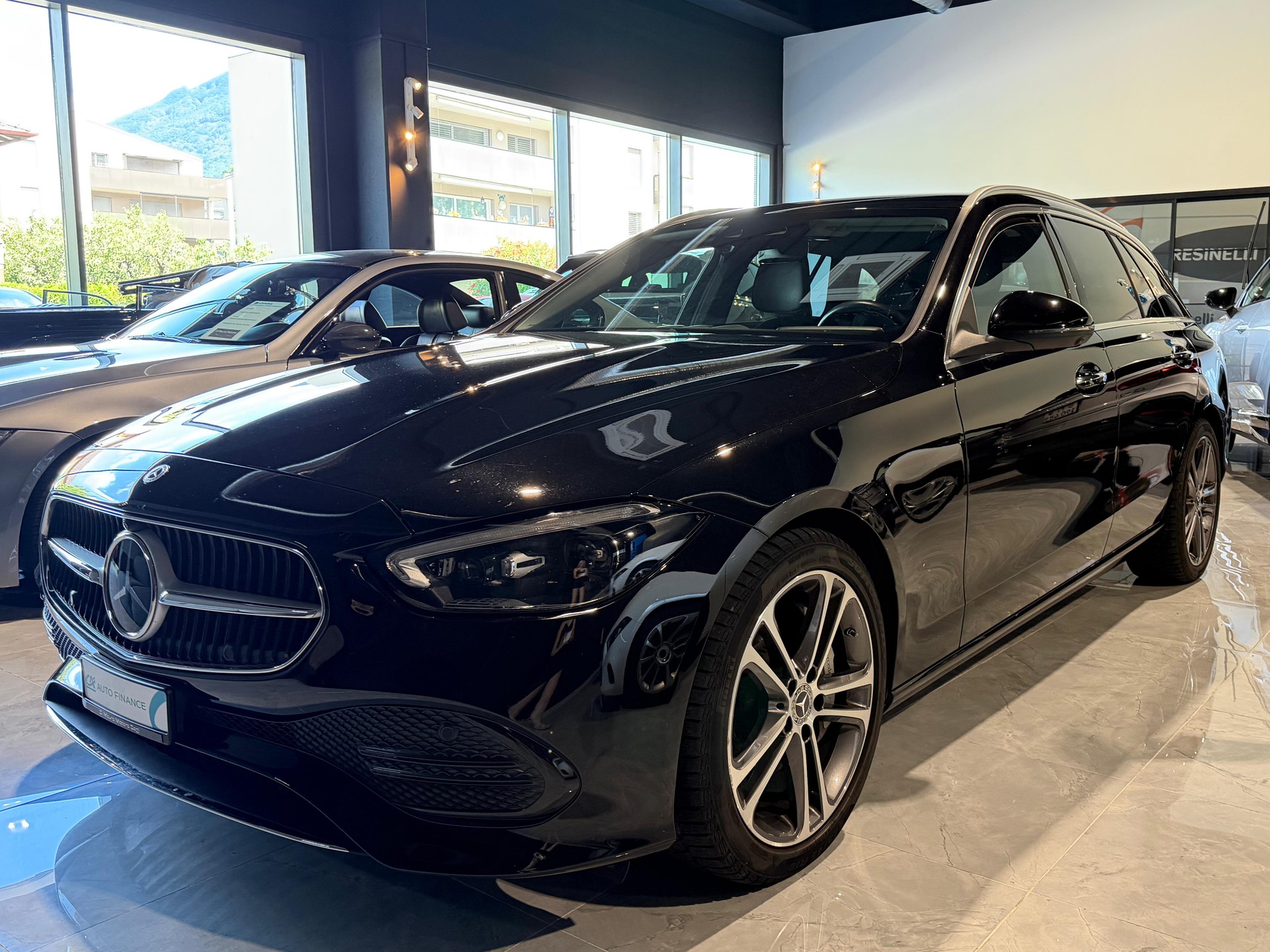 MERCEDES-BENZ C 200 T Avantgarde-image-0