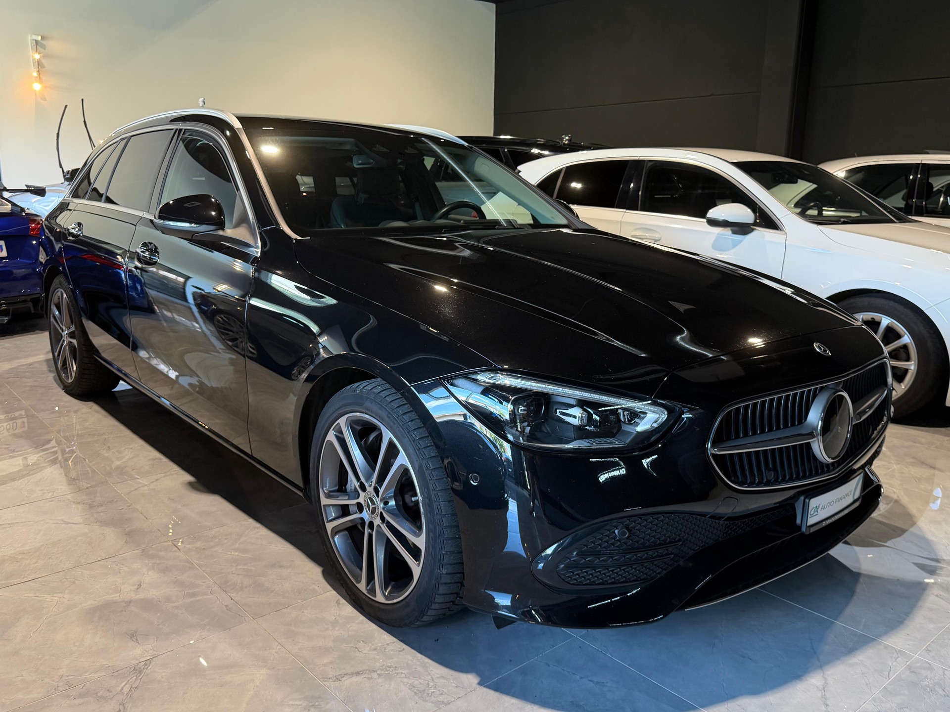 MERCEDES-BENZ C 200 T Avantgarde-image-2