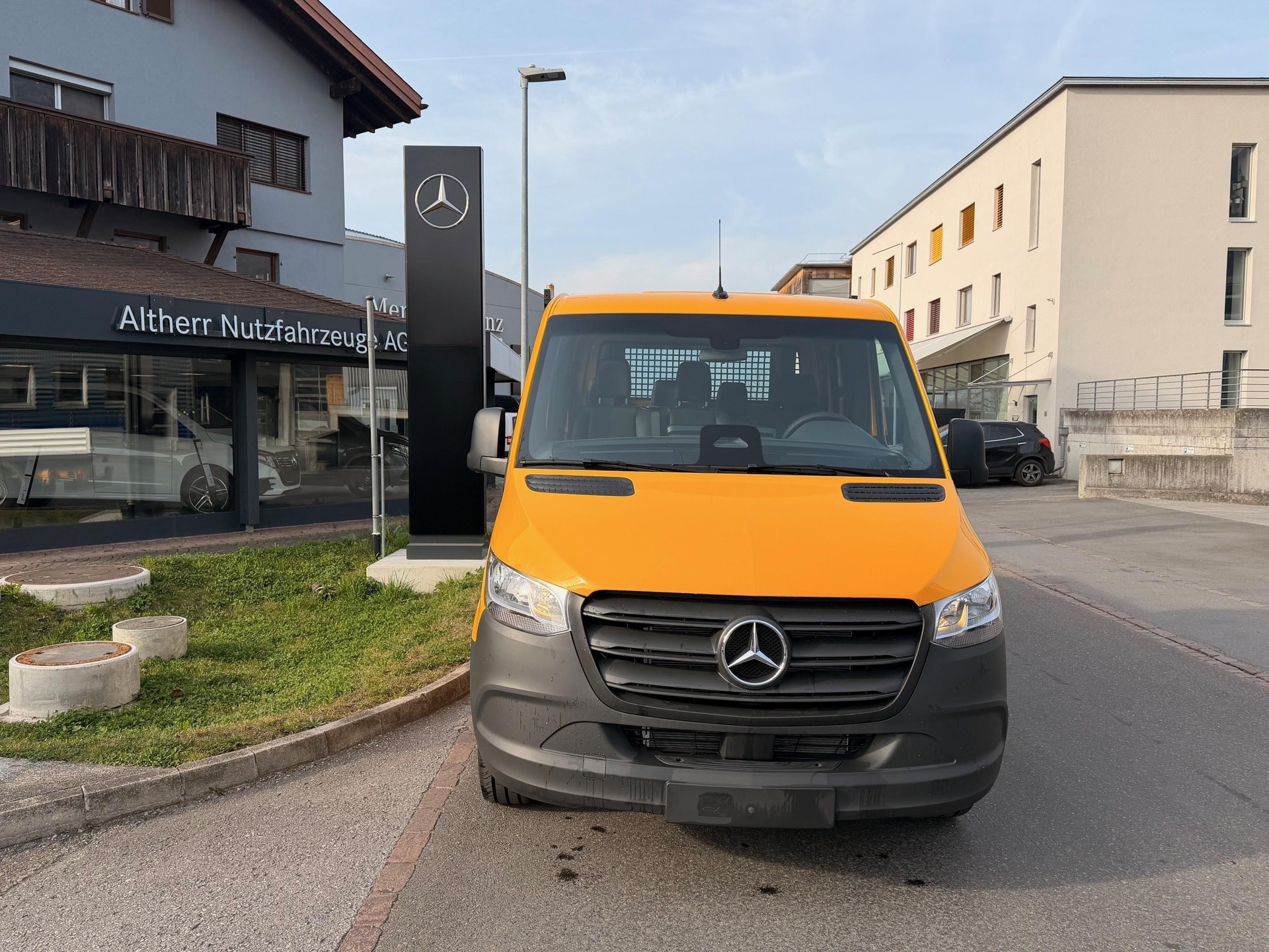 MERCEDES-BENZ Sprinter 315 DKab.-Ch. 3665 S 2.0 CDI 150 Base-image-1
