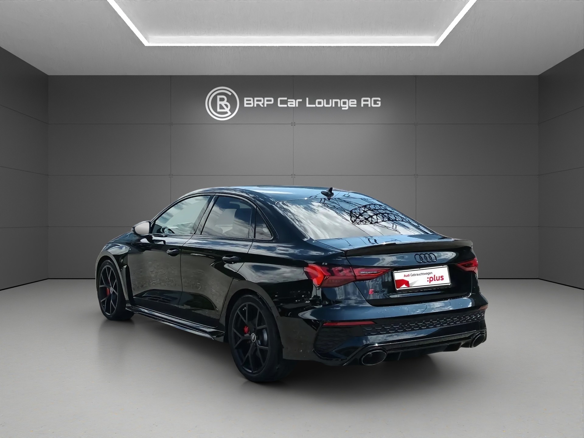AUDI RS3 Limousine 2.5 TSI quattro S-tronic-image-2