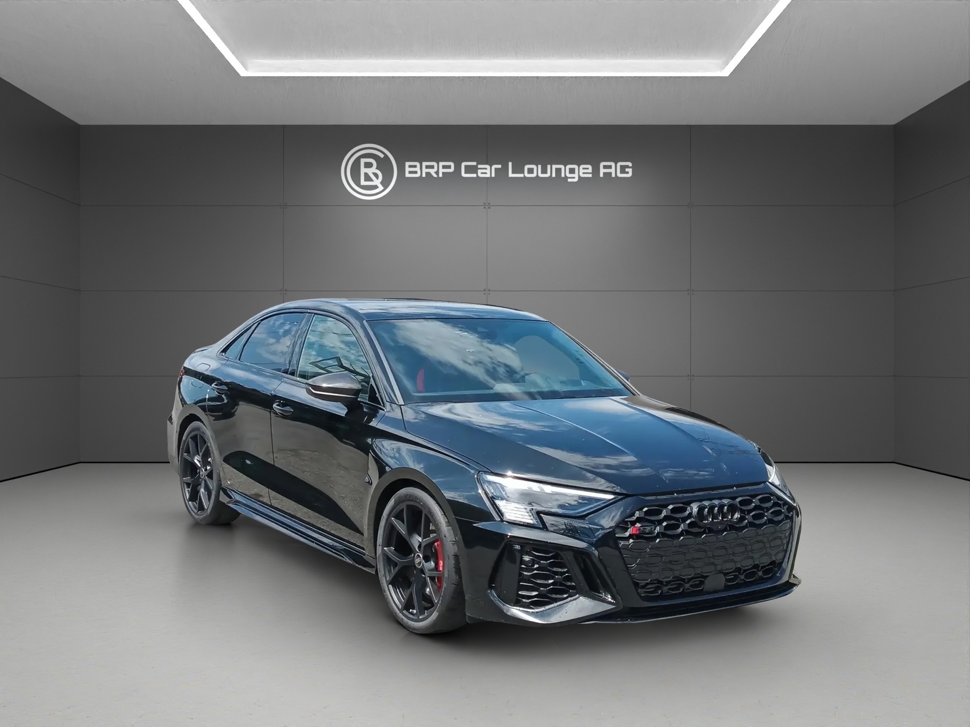 AUDI RS3 Limousine 2.5 TSI quattro S-tronic-image-6