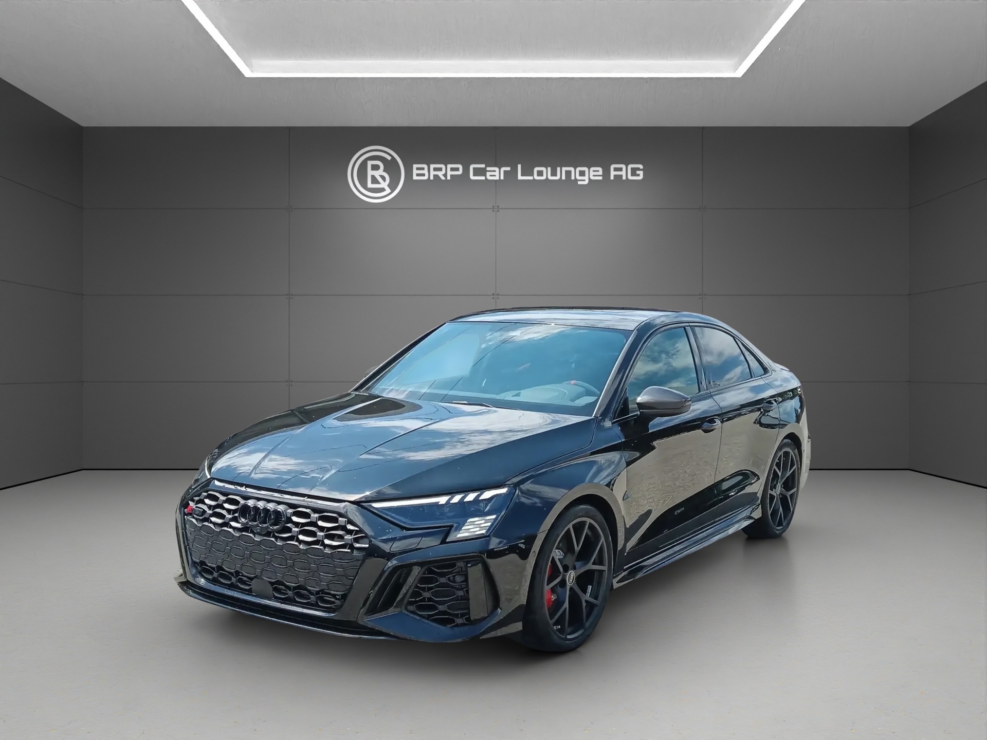 AUDI RS3 Limousine 2.5 TSI quattro S-tronic-image-0