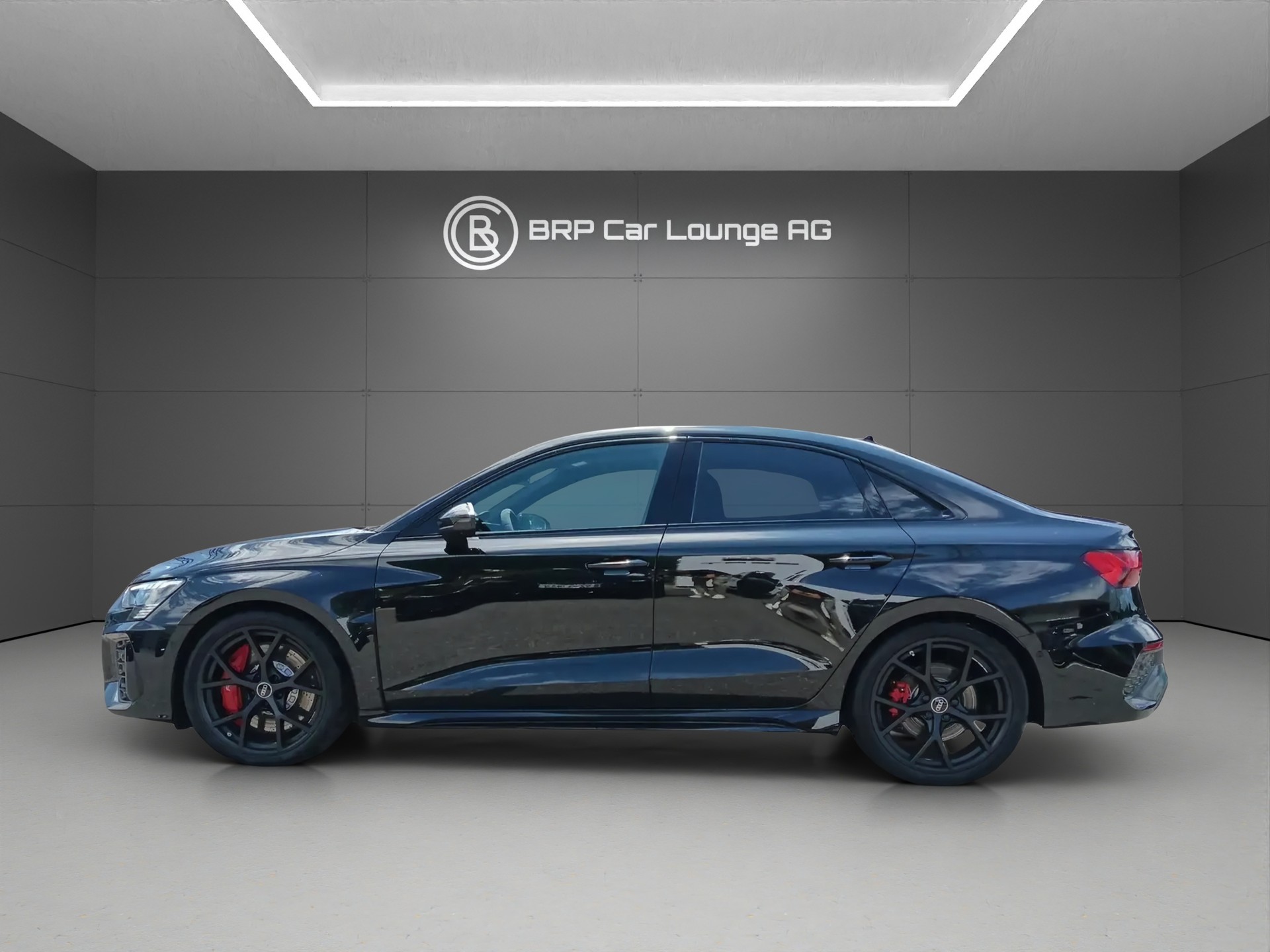 AUDI RS3 Limousine 2.5 TSI quattro S-tronic-image-1
