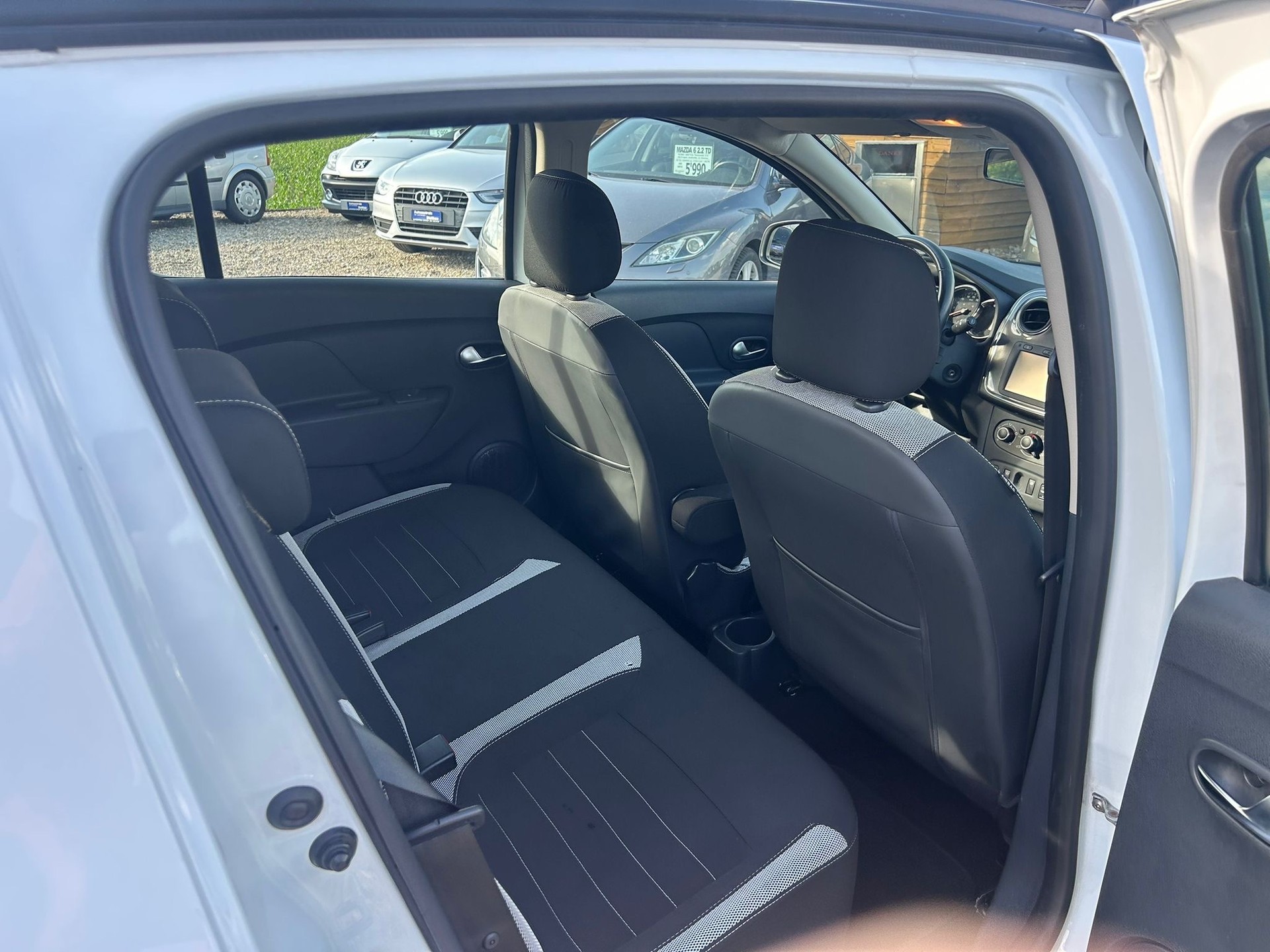 DACIA Sandero 1.5 dCi Stepway-image-8