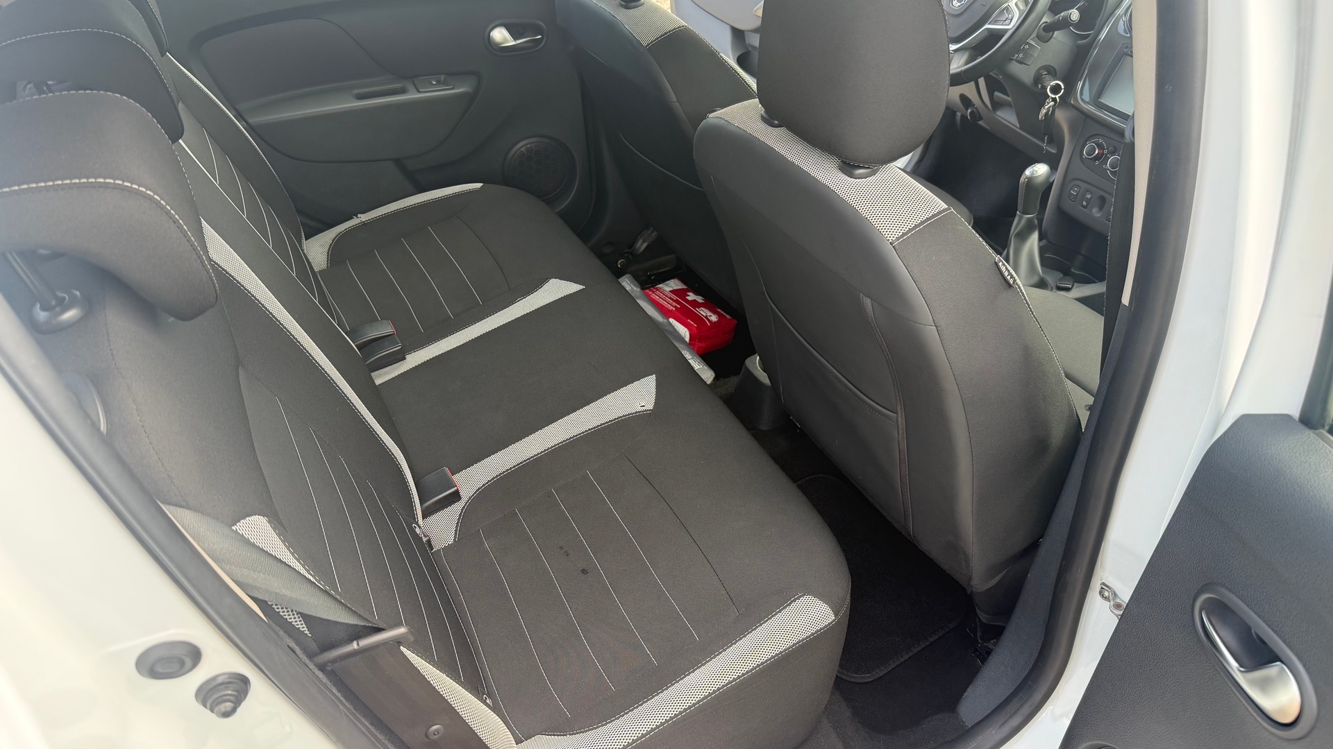 DACIA Sandero 1.5 dCi Stepway-image-9