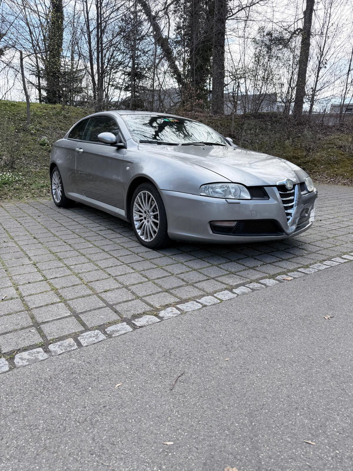 ALFA ROMEO 2.0 JTS Distinctive-image-0