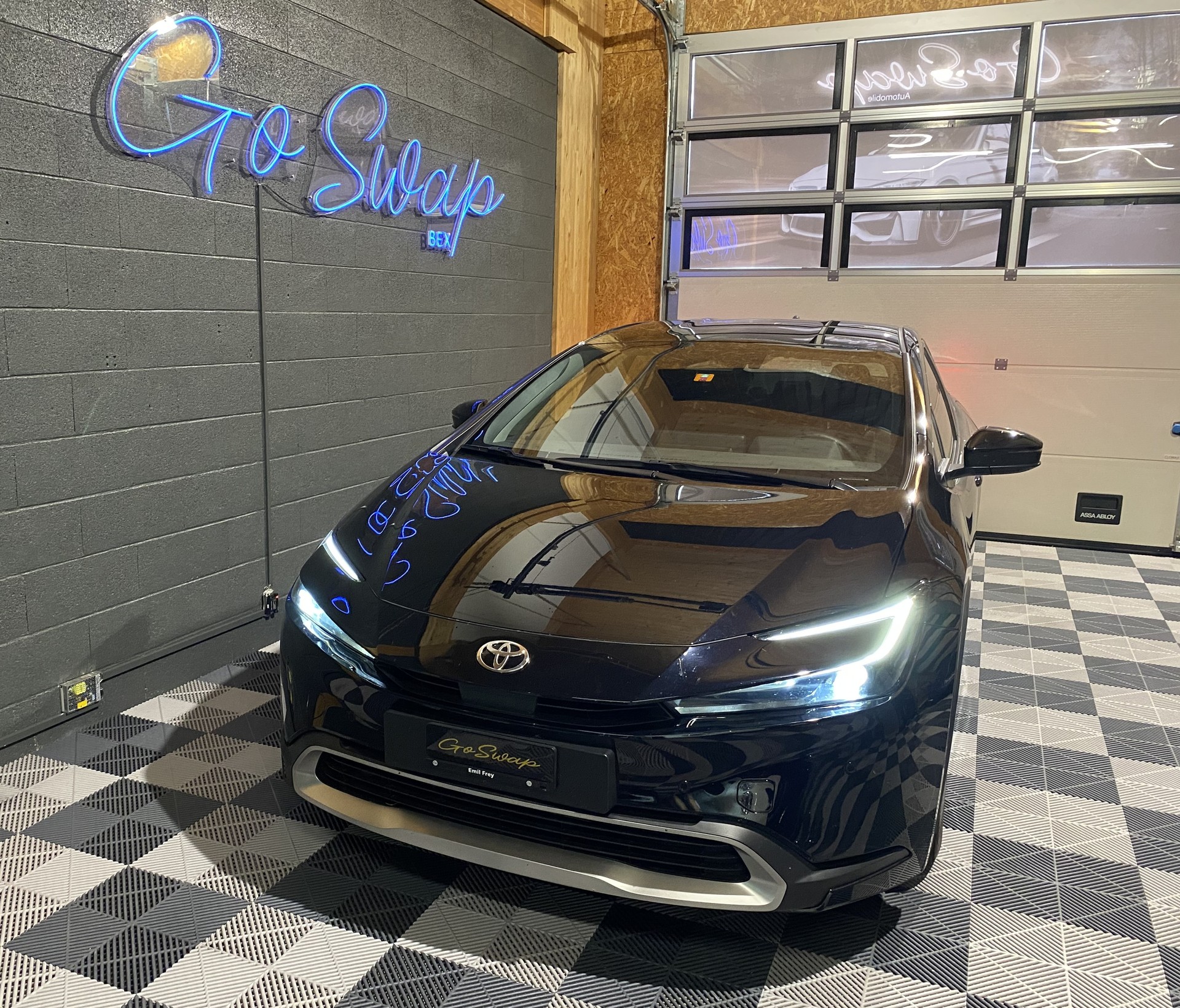 TOYOTA Prius 2.0 VVT-i Plug-in Hybrid Trend-image-6
