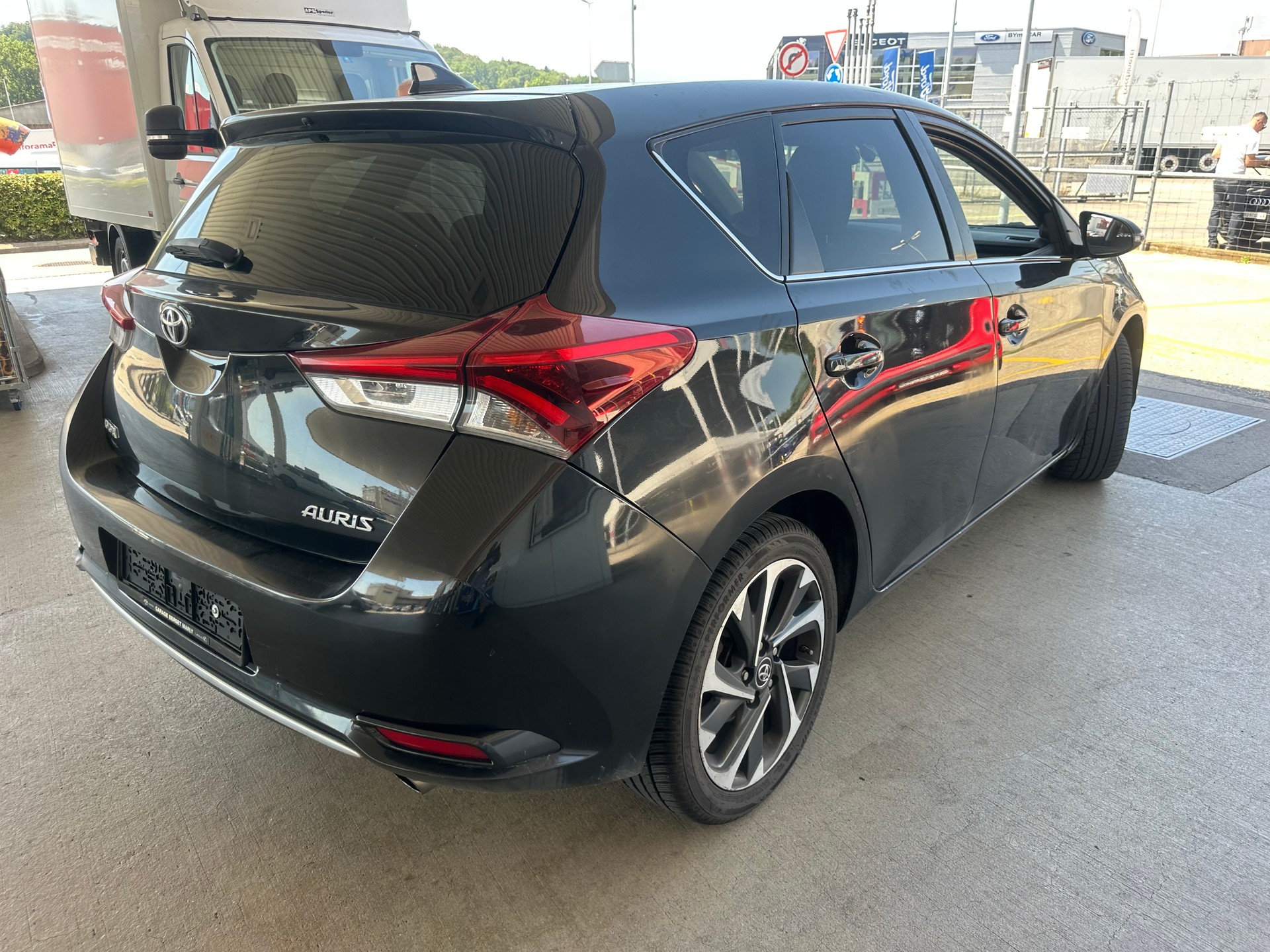 TOYOTA Auris 1.2 Turbo Swiss Trend-image-6
