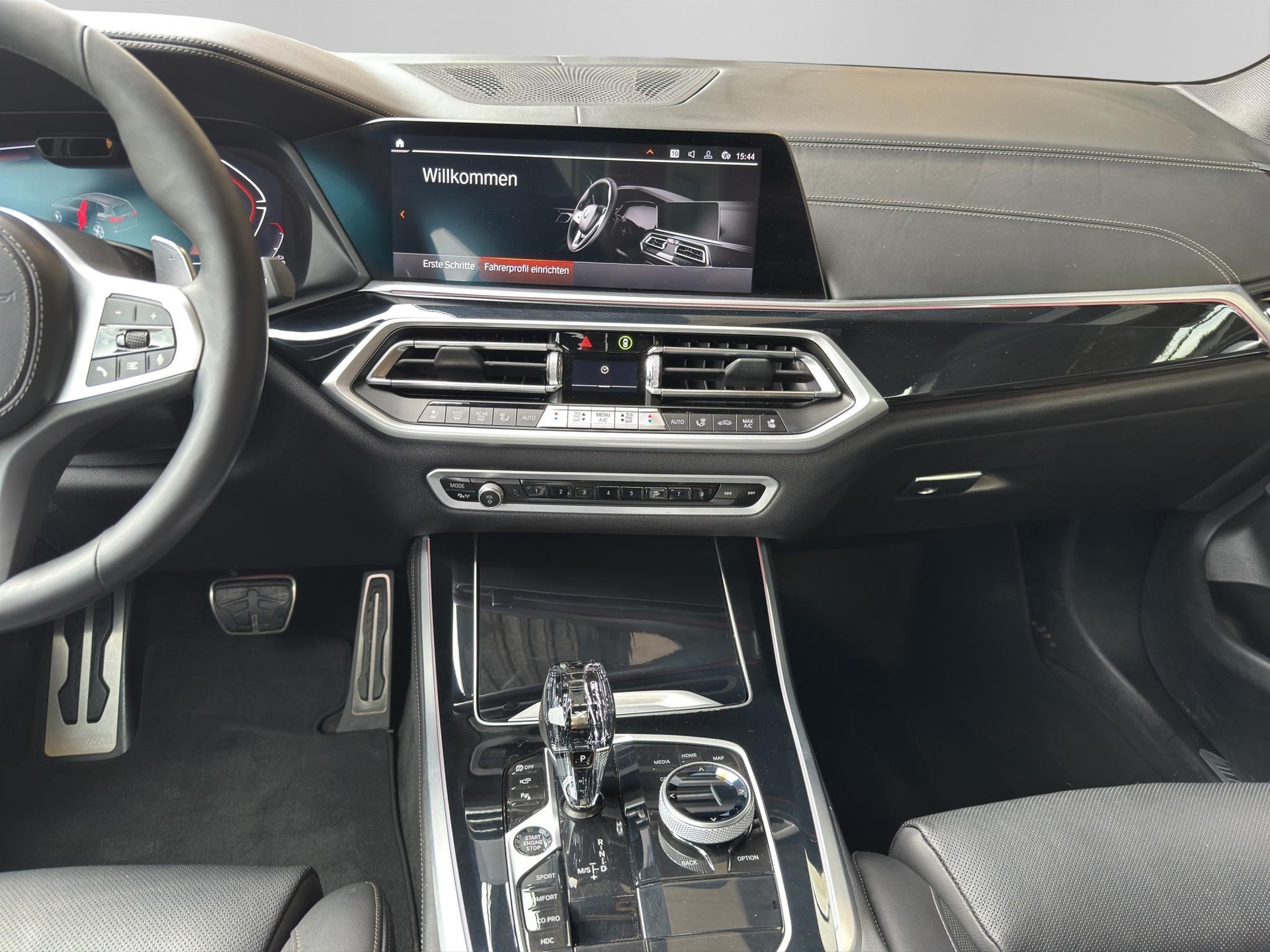 BMW X5 xDrive 48V 40d M Sport Steptronic-image-16