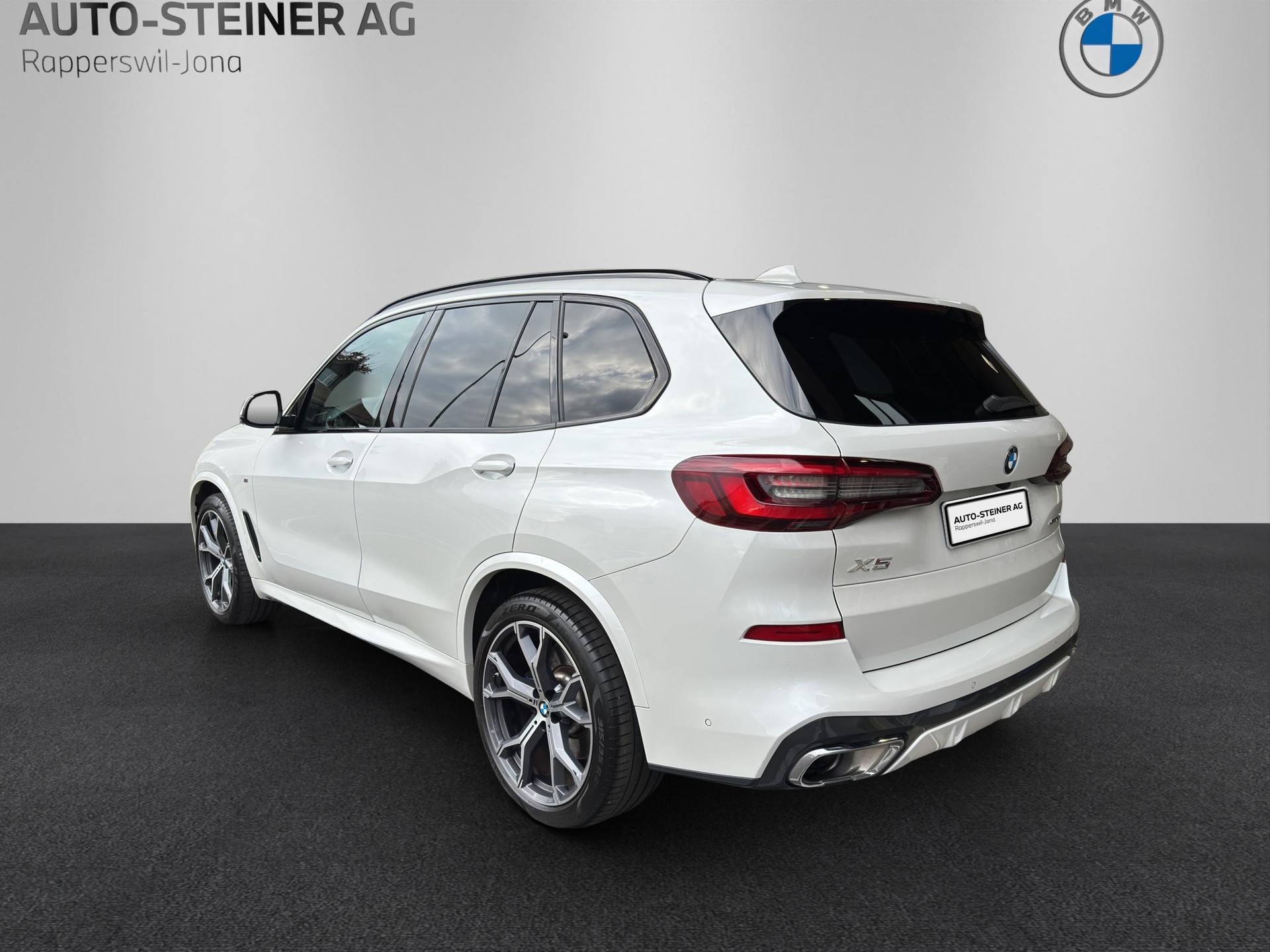BMW X5 xDrive 48V 40d M Sport Steptronic-image-2