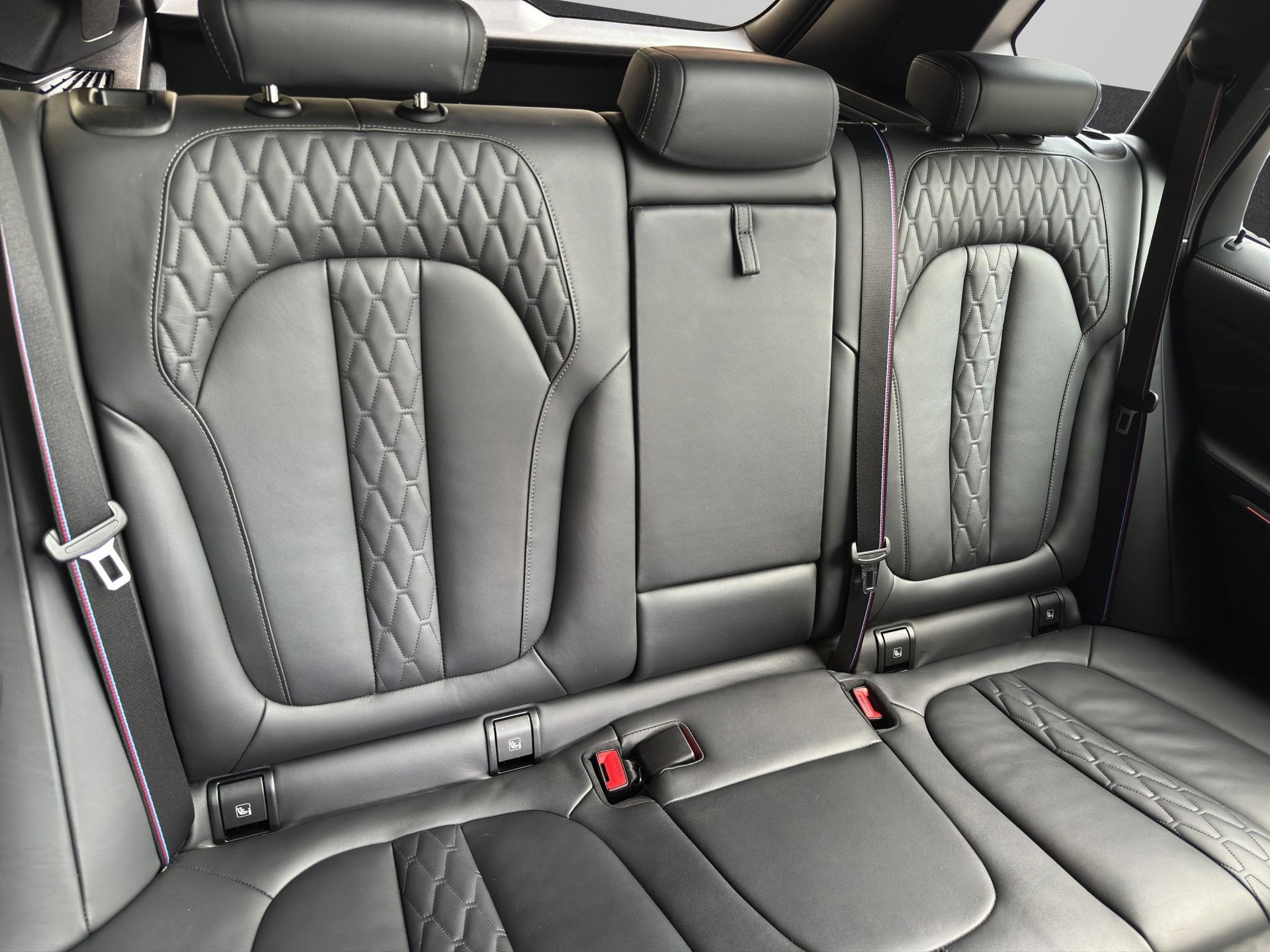 BMW X5 xDrive 48V 40d M Sport Steptronic-image-21