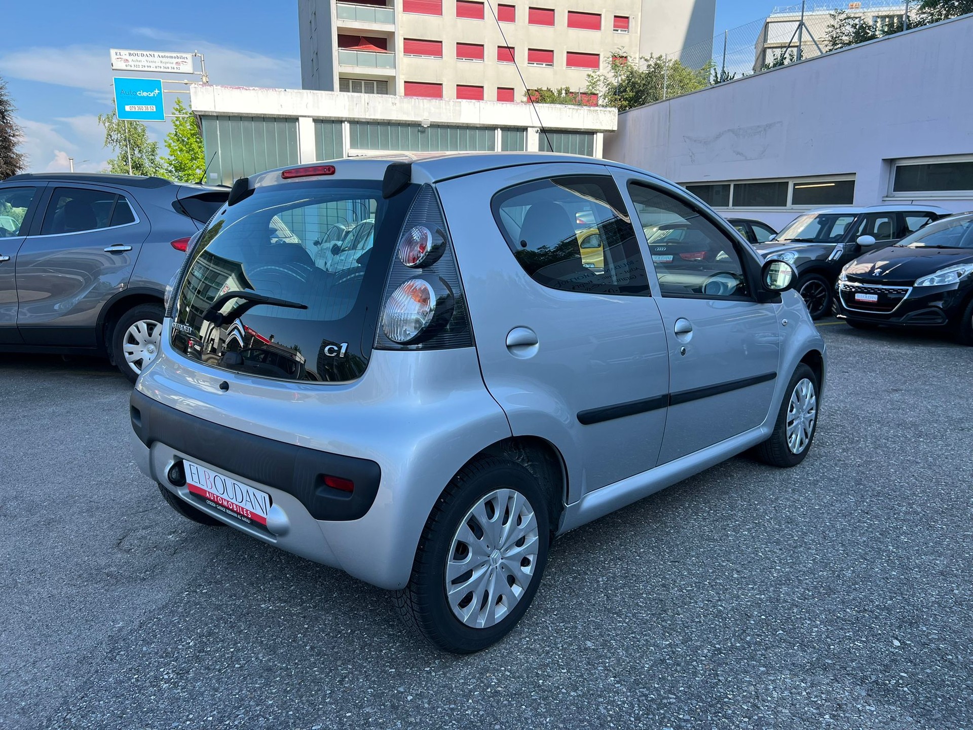 CITROEN C1 1.0i Exclusive-image-3